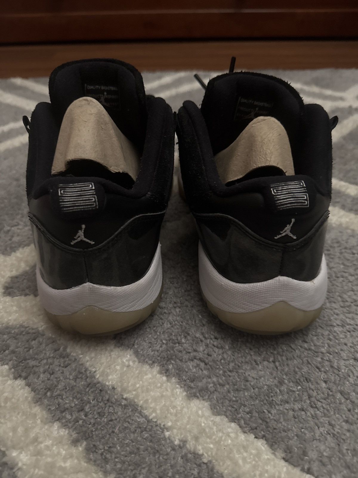 Jordan Brand Retro 11 low barons Size US 8.5 / EU 41-42 - 2 Thumbnail