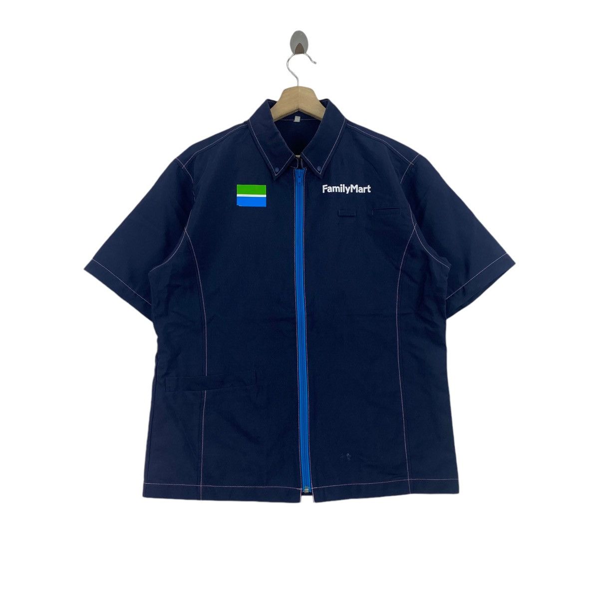 Other FAMILY MART Supermarket Convenience Store Staff Short Sleeve Size US M / EU 48-50 / 2 - 1 Thumbnail