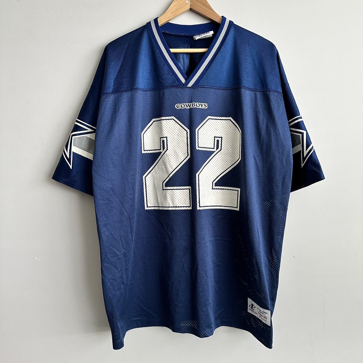 Logo Athletic, Shirts, Vintage Logo Athletics Dallas Cowboys 22 Emmitt  Smith Jersey Mens Sz Large