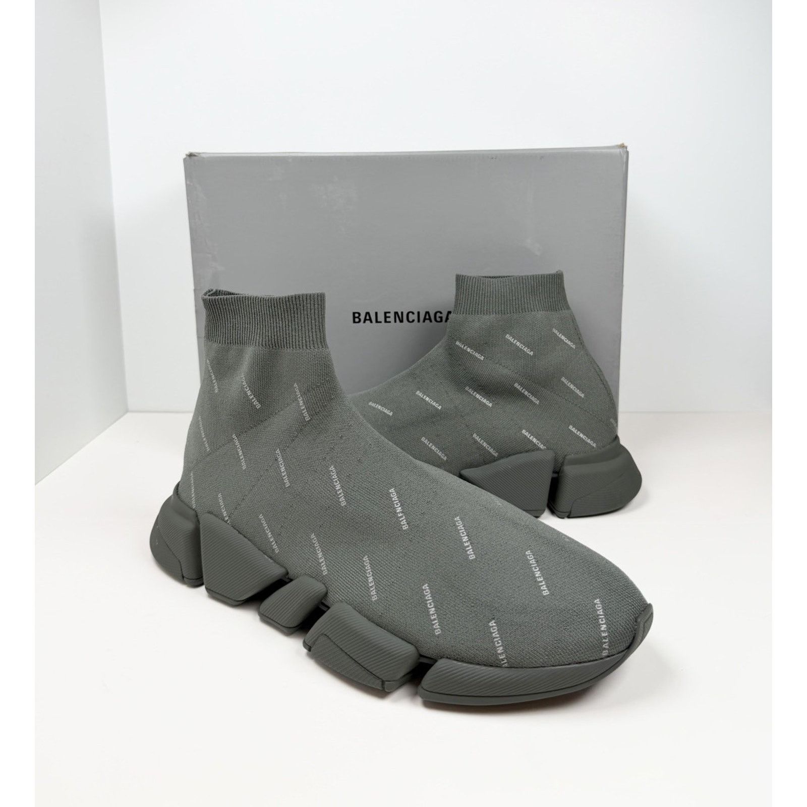 Balenciaga Size 46EU/13US - Balenciaga 2.0 Speed Olive Green NEW Size US 13 / EU 46 - 2 Thumbnail