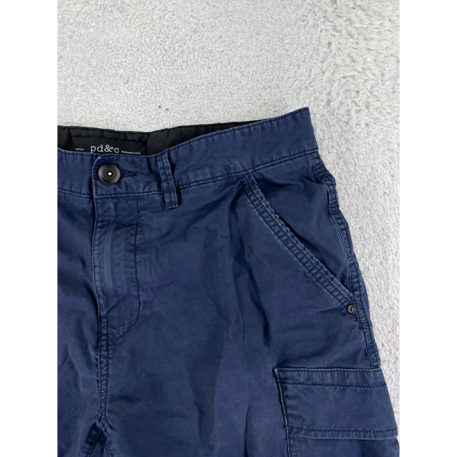 PD&C PD&C Shorts Men's 34 Blue Cargo 100% Cotton Twill Hiking Camping Easy Care Pockets Cargo Shorts - Regular Fit, Readable Details Size US 34 / EU 50 - 5 Thumbnail