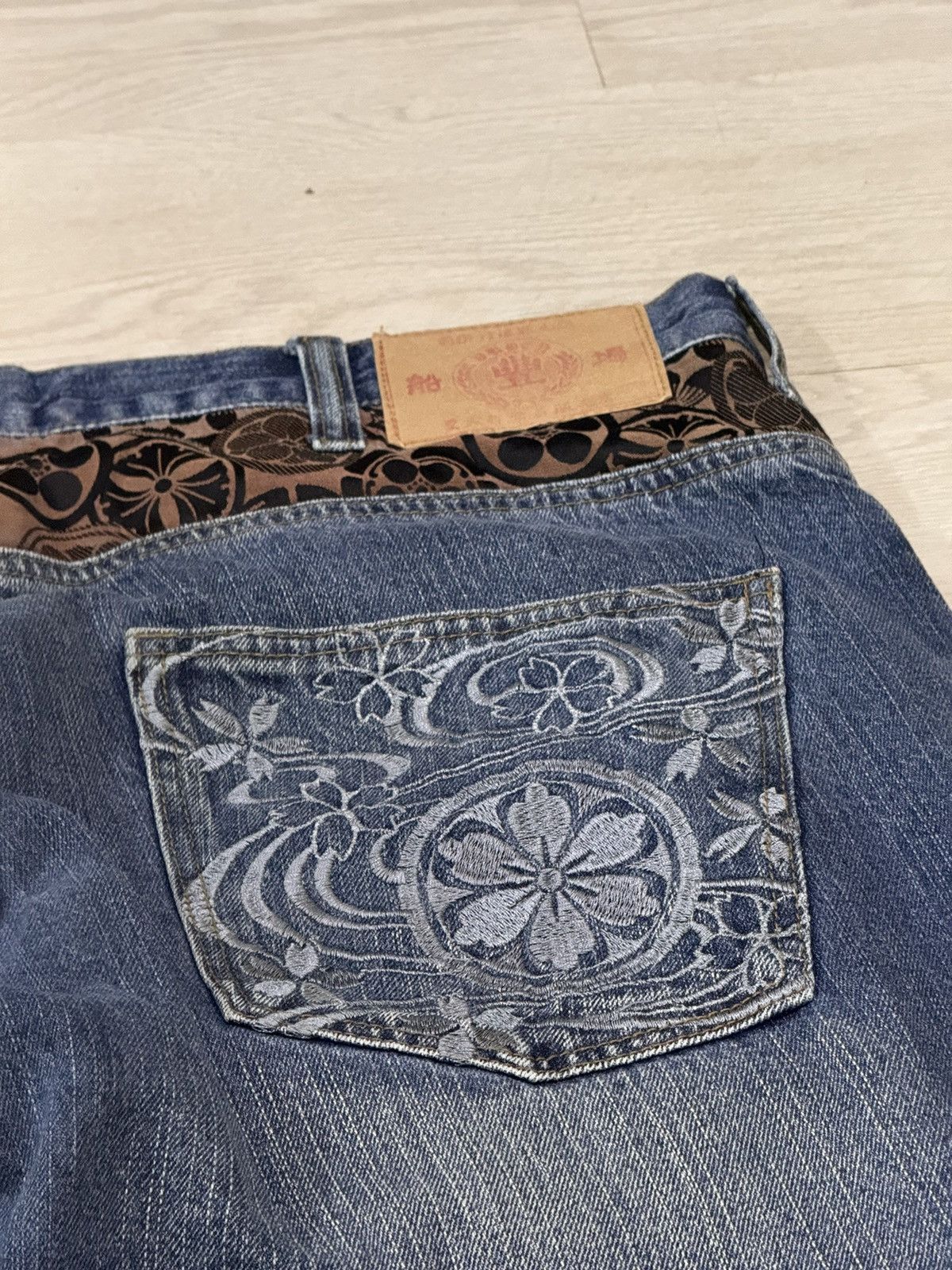 Japanese Brand Koi Dragon Sukajan Japan Jeans Embroidered Size 42” Size US 42 / EU 58 - 5 Thumbnail