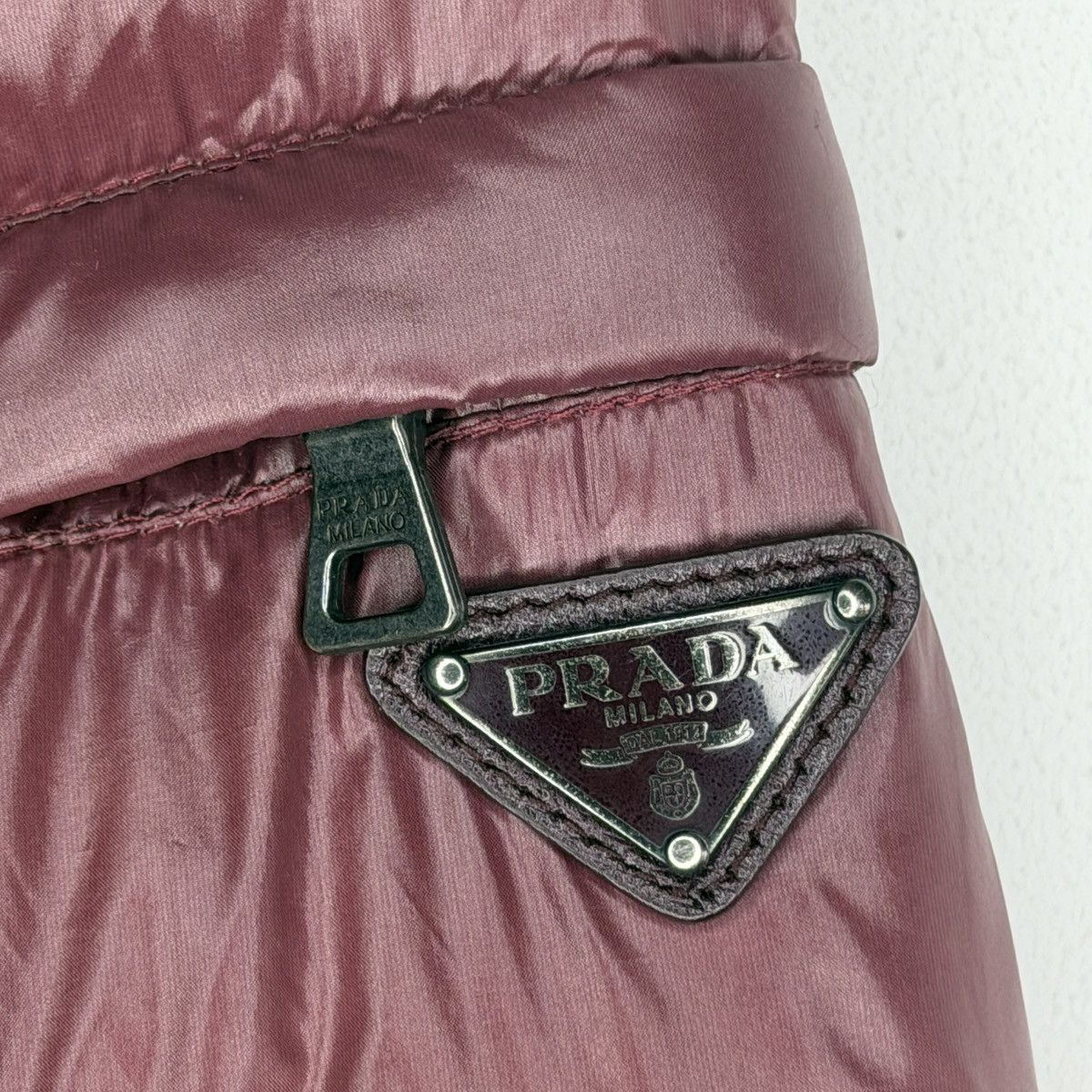 Prada Prada Milano Puffer Down Jacket Re-Nylon Archive Burgundy Size US M / EU 48-50 / 2 - 7 Thumbnail