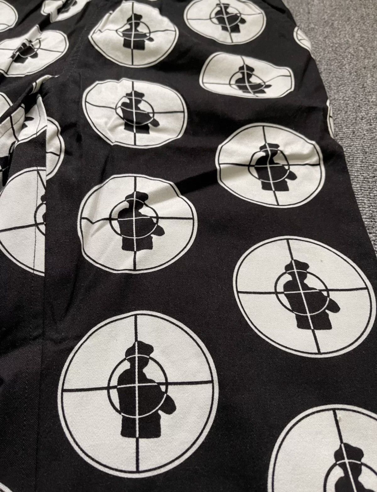 Public Enemy × Supreme × Undercover Supreme undercover public enemy skate pant jogger Size US 30 / EU 46 - 3 Thumbnail