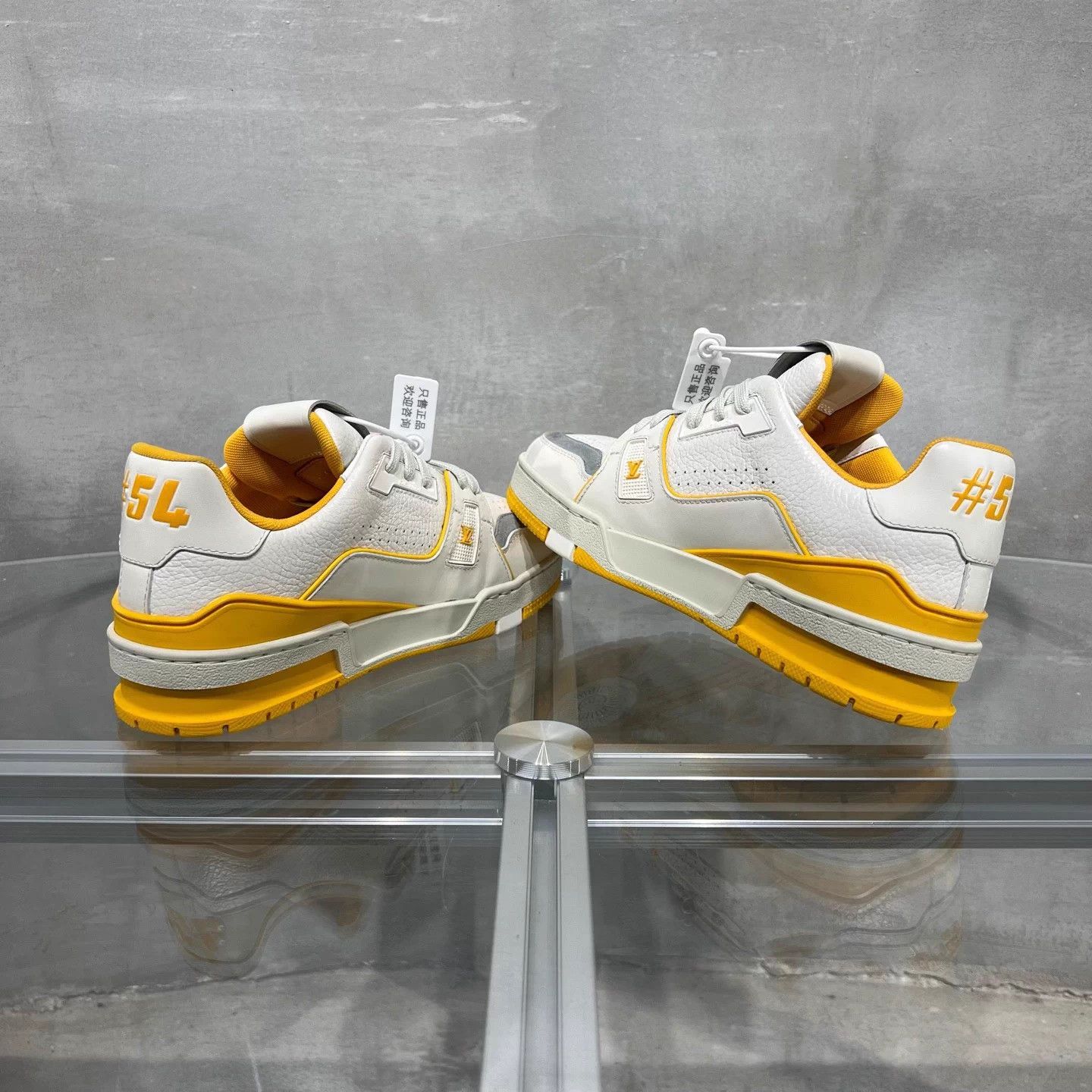 Louis Vuitton LV Trainer white yellow UK2/36 Size US 5 / IT 35 - 5 Thumbnail