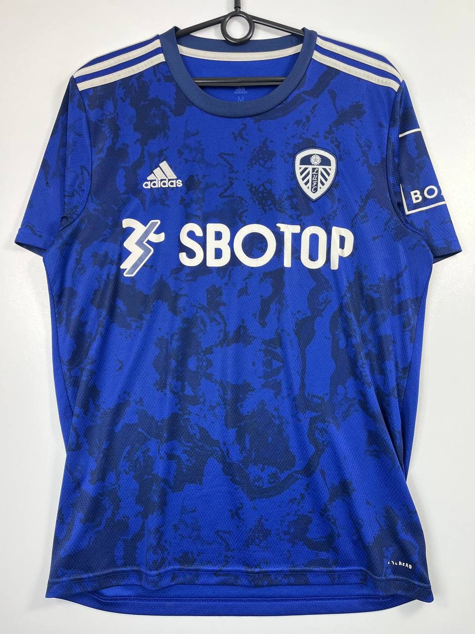 Adidas Leeds United 2021/22 Away Shirt Jersey Adidas Mens Size M Size US M / EU 48-50 / 2 - 1 Thumbnail