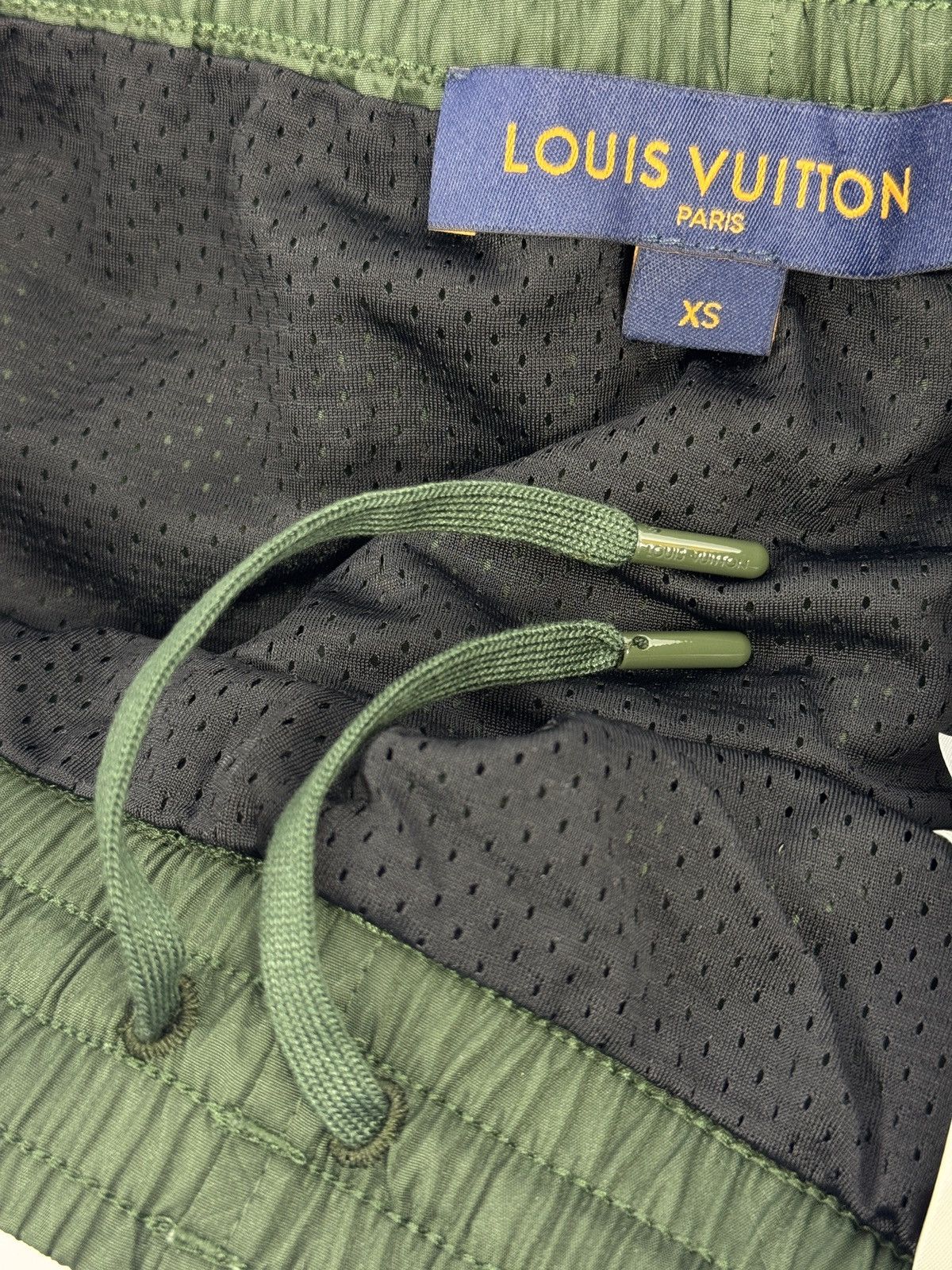 Louis Vuitton MONOGRAM PRINT SWIMSHORTS Size US 29 - 6 Thumbnail
