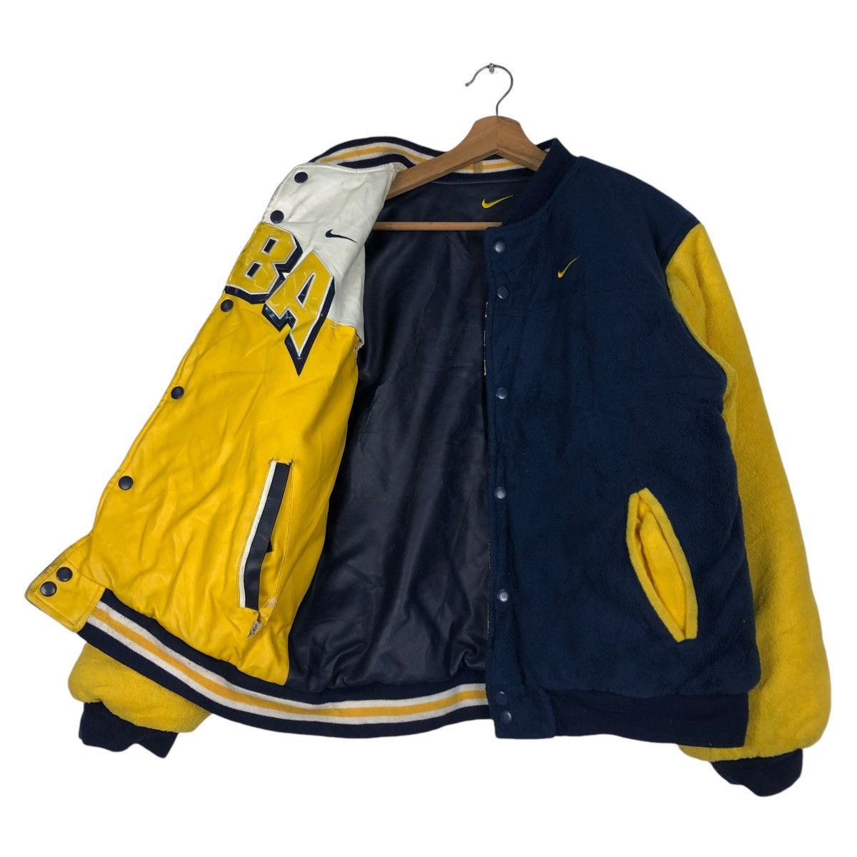 NBA 🔥VINTAGE REVERSIBLE BOMBER JACKET NIKE NBA TEAM BIG LOGO Size US XL / EU 56 / 4 - 14 Thumbnail