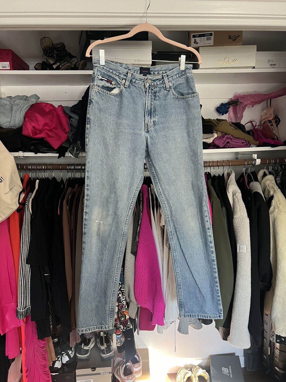 Tommy Hilfiger × Vintage Vintage 90s Tommy Hilfiger distressed relaxed fit jeans Size 27" / US 4 / IT 40 - 13 Thumbnail