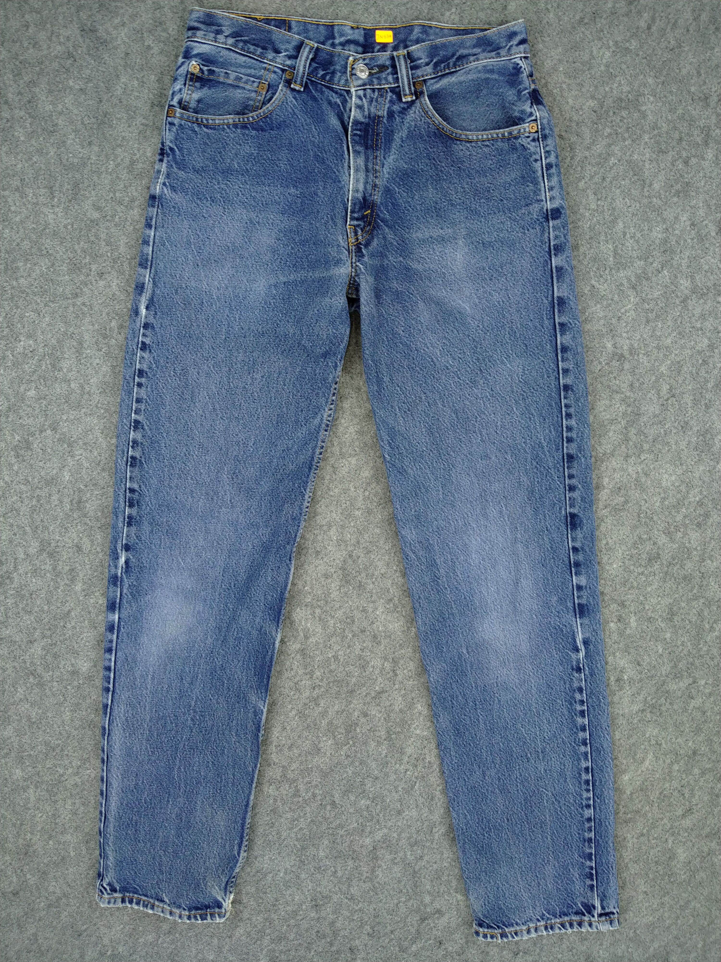 image of Distressed Denim x Levis Distressed Blue Vintage Levi's 550 Denim 32 X 35.5 -Jn534 in Blue Distress