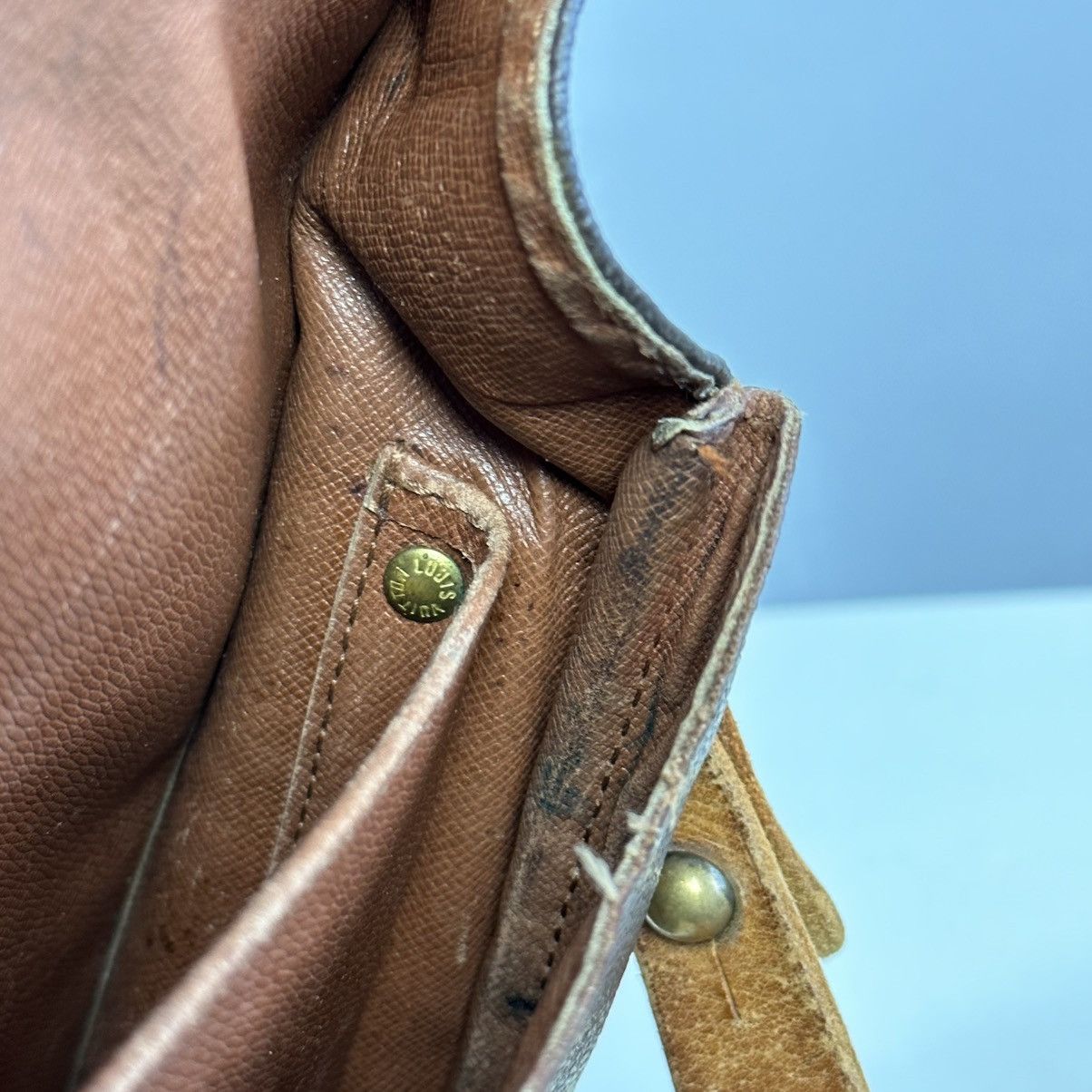 Louis Vuitton authentic COA LegitApp LOUIS VUITTON Cartouchière VNG 70s Size ONE SIZE - 21 Thumbnail