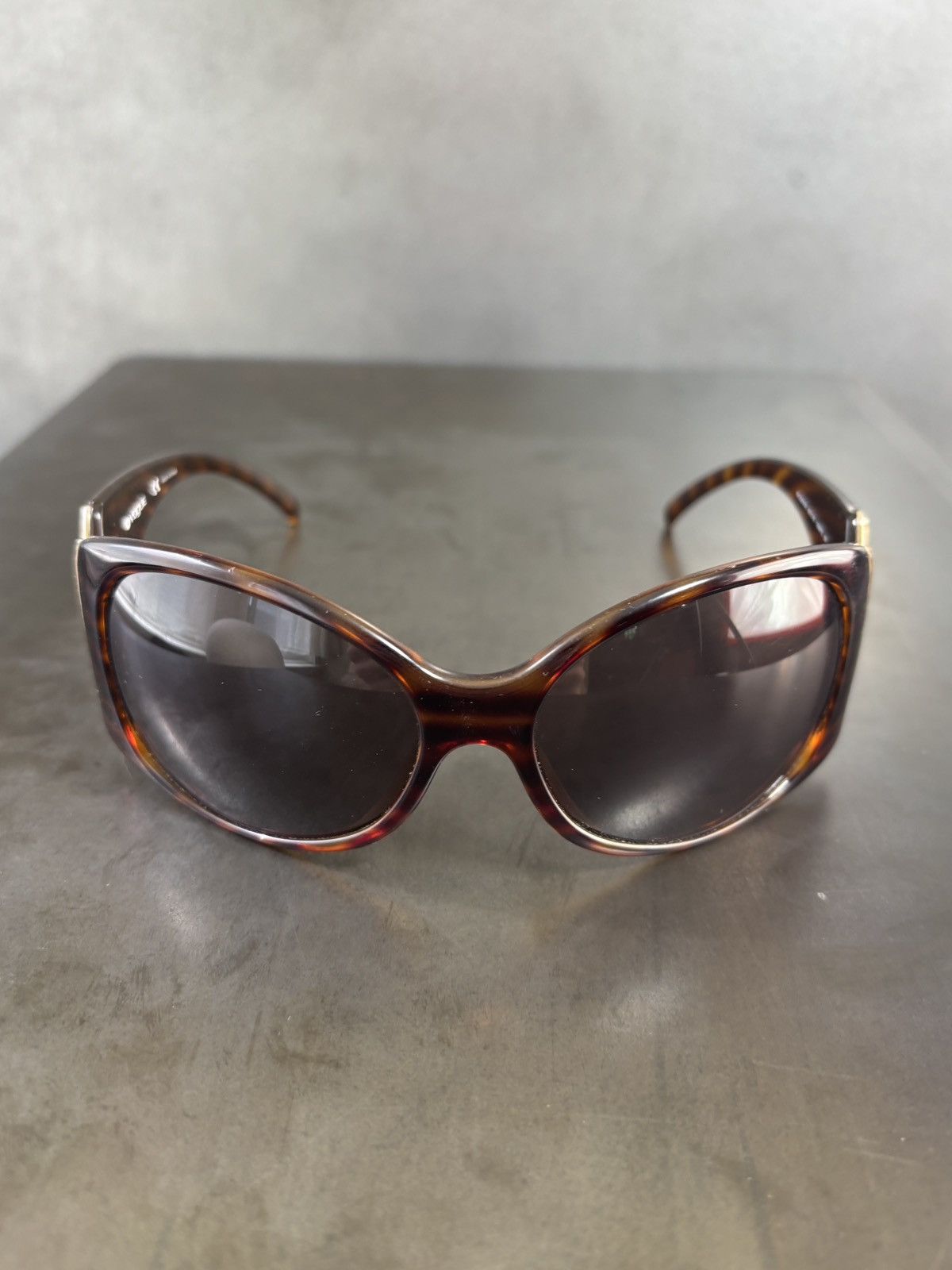 Vintage × Vogue 2000s Vintage Vogue Sunglasses Drop Arm VO 2519-S Y2K Glam Size ONE SIZE - 7 Thumbnail