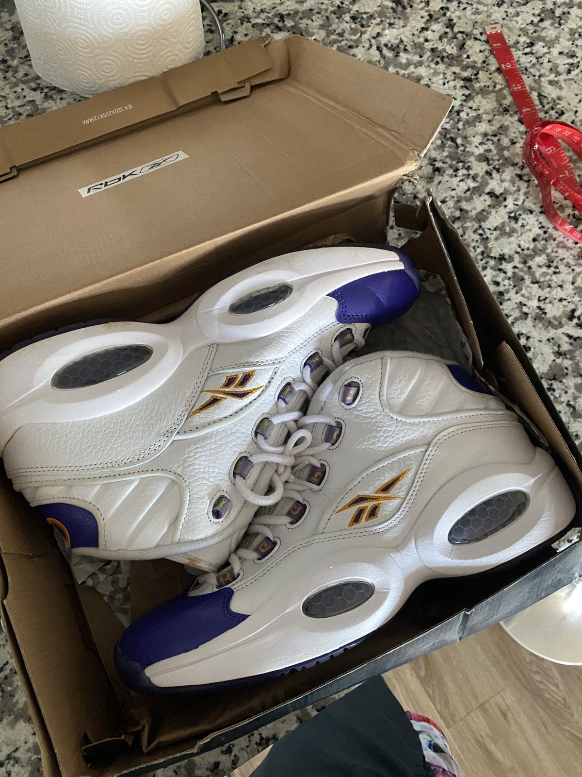 Reebok Reebok Question Kobe 2013 Size US 10 / EU 43 - 14 Thumbnail