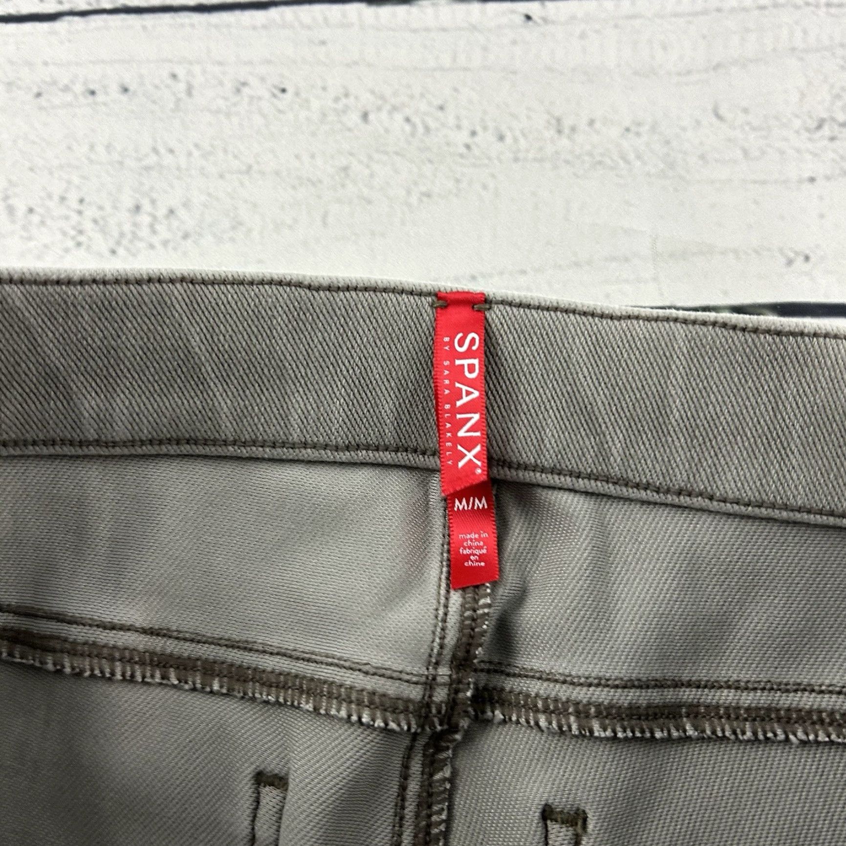 Spanx Spanx Denim Gray Wash Skinny Jeans Women's M Gray Denim Skinny Jeans Women Medium Spanx Size 32" / US 10 / IT 46 - 2 Thumbnail