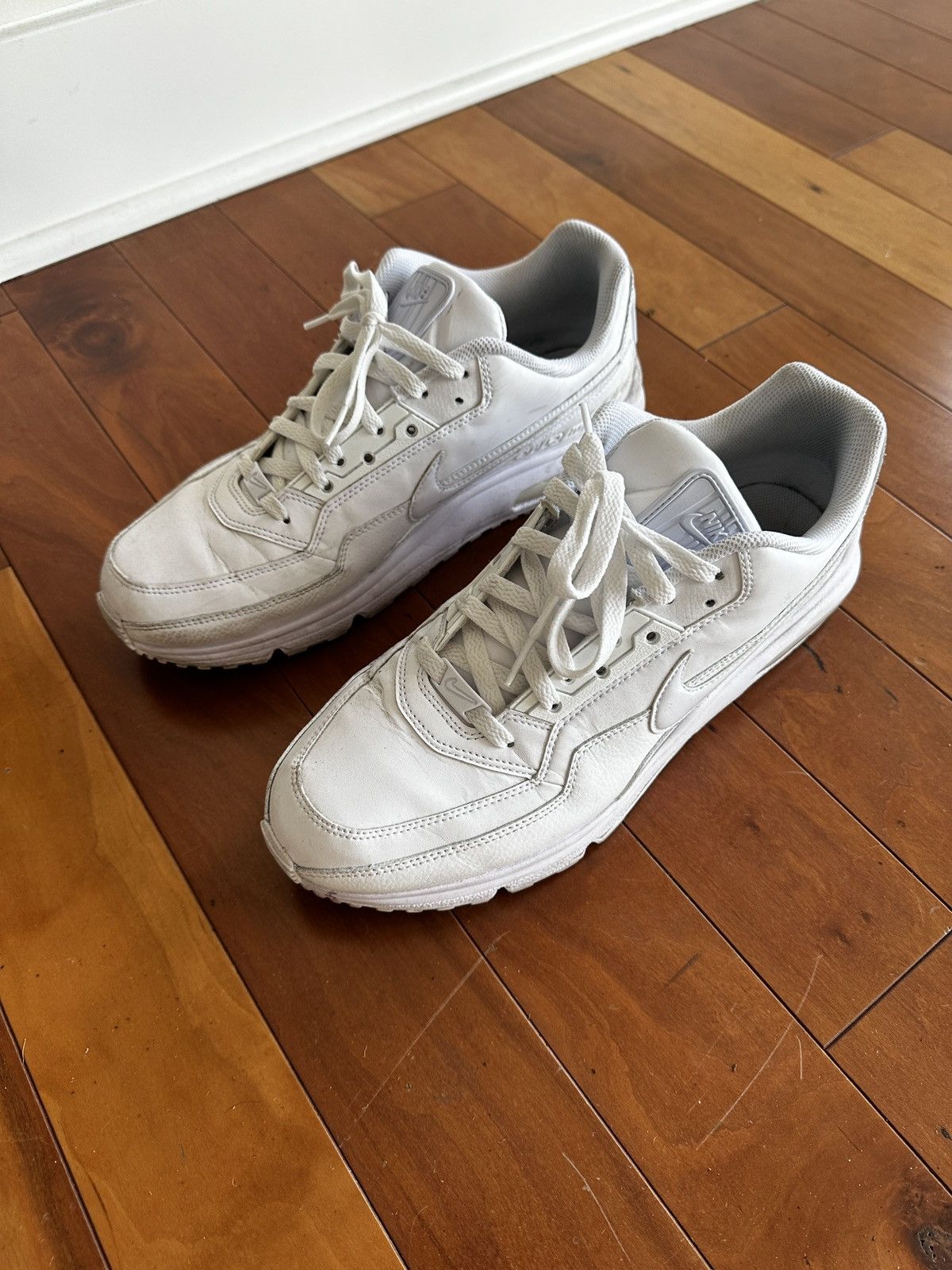Nike Nike Men's Air Max LTD 3 Sneakers, White 12 Size US 12 / EU 45 - 2 Thumbnail