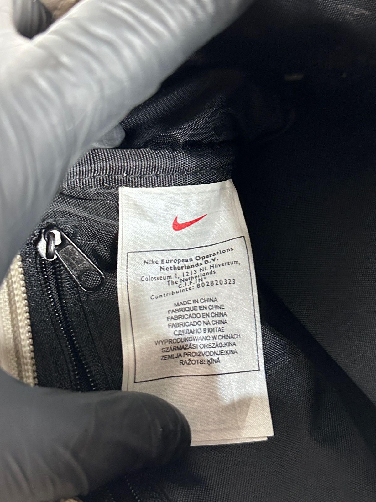 Nike 90s Vintage Nike Swoosh Mini Bag Size ONE SIZE - 18 Thumbnail