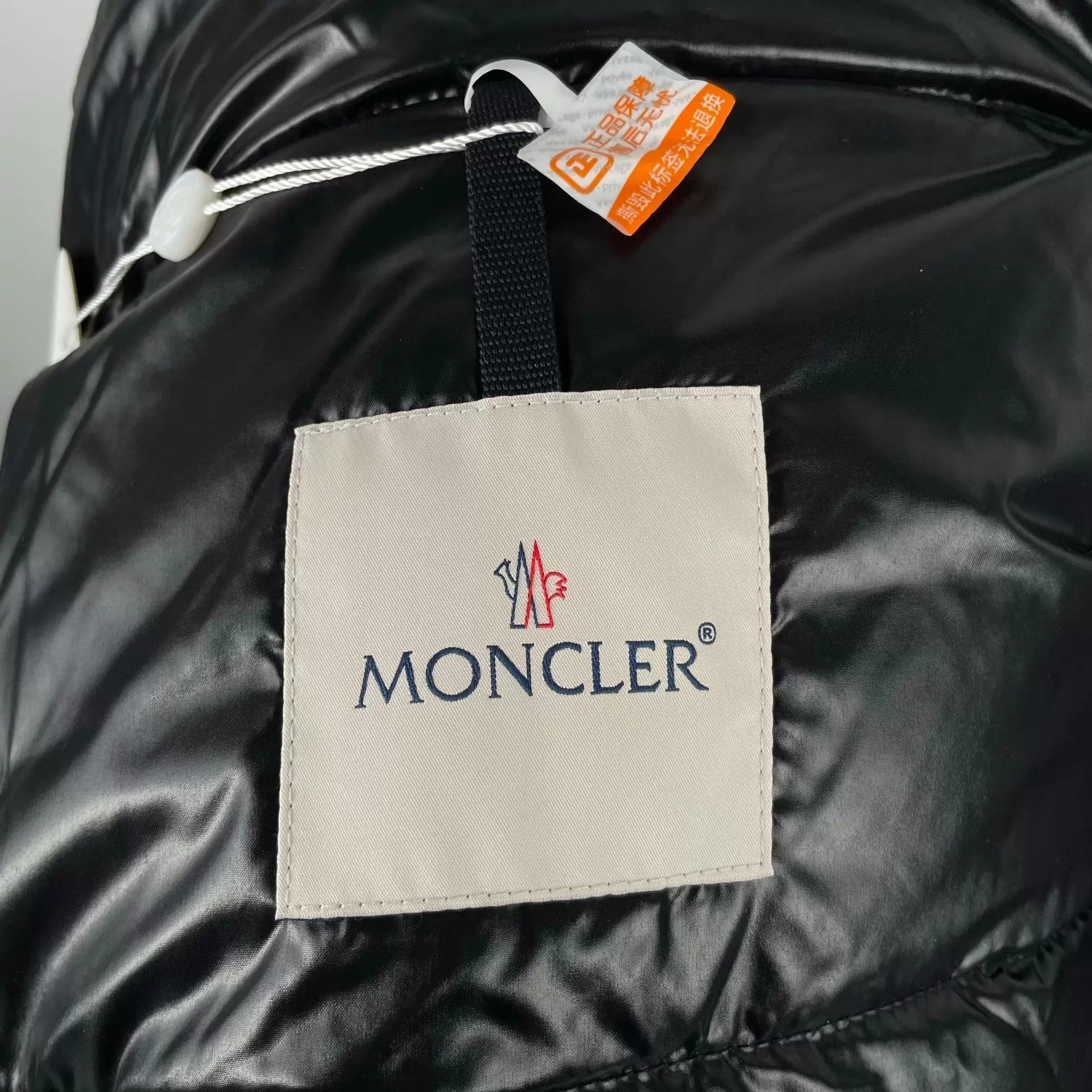 Moncler Moncler Hooded Check Down Jacket Black Size XS / US 0-2 / IT 36-38 - 6 Thumbnail