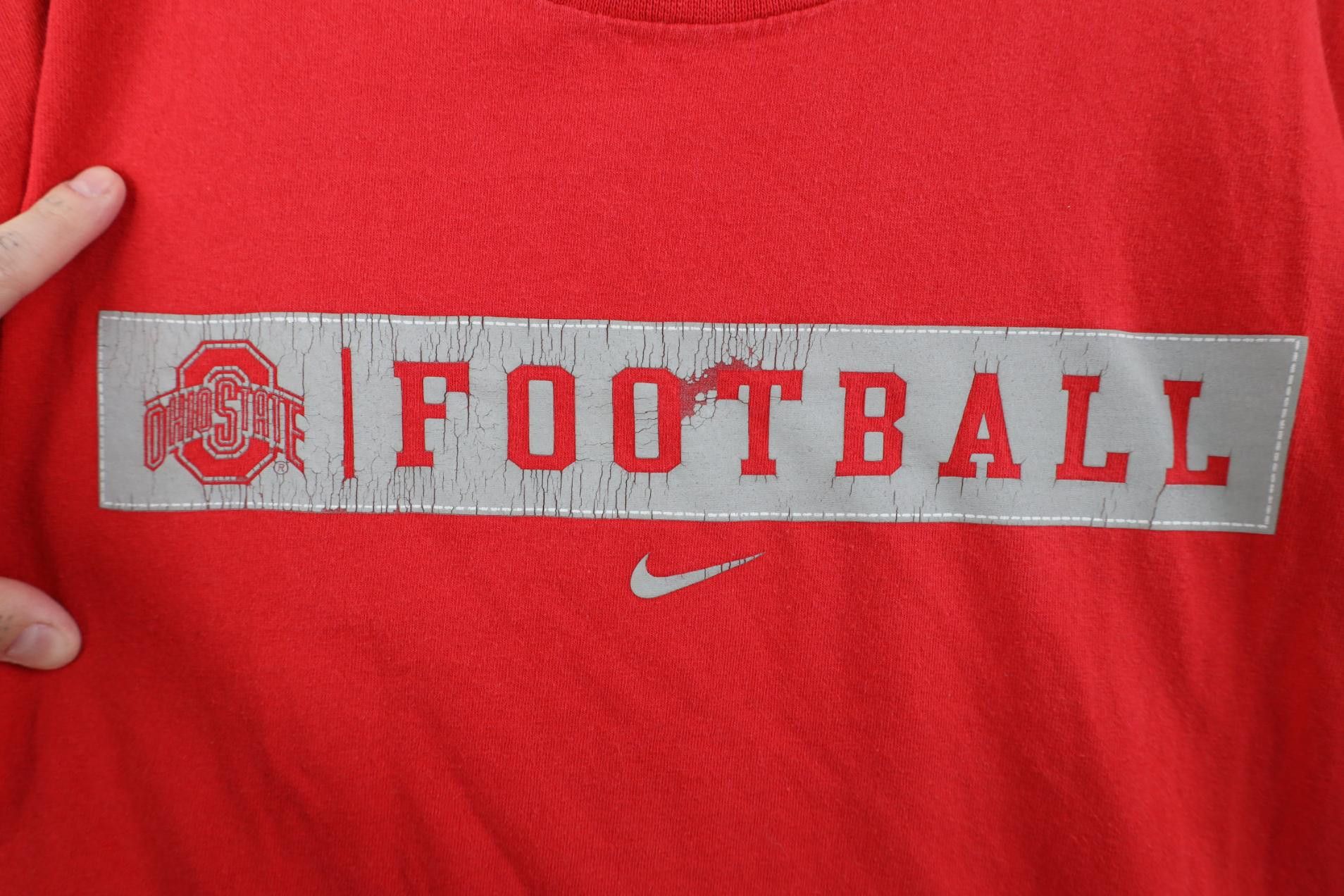 Nike Vintage Nike Swoosh Ohio State University Football T-Shirt Size US L / EU 52-54 / 3 - 4 Thumbnail