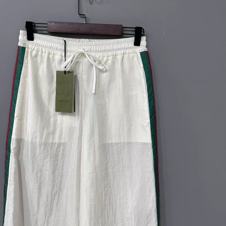 Gucci Gucci Classic red and green striped shorts 2502-Nextarrow Size US 32 / EU 48 - 2 Thumbnail