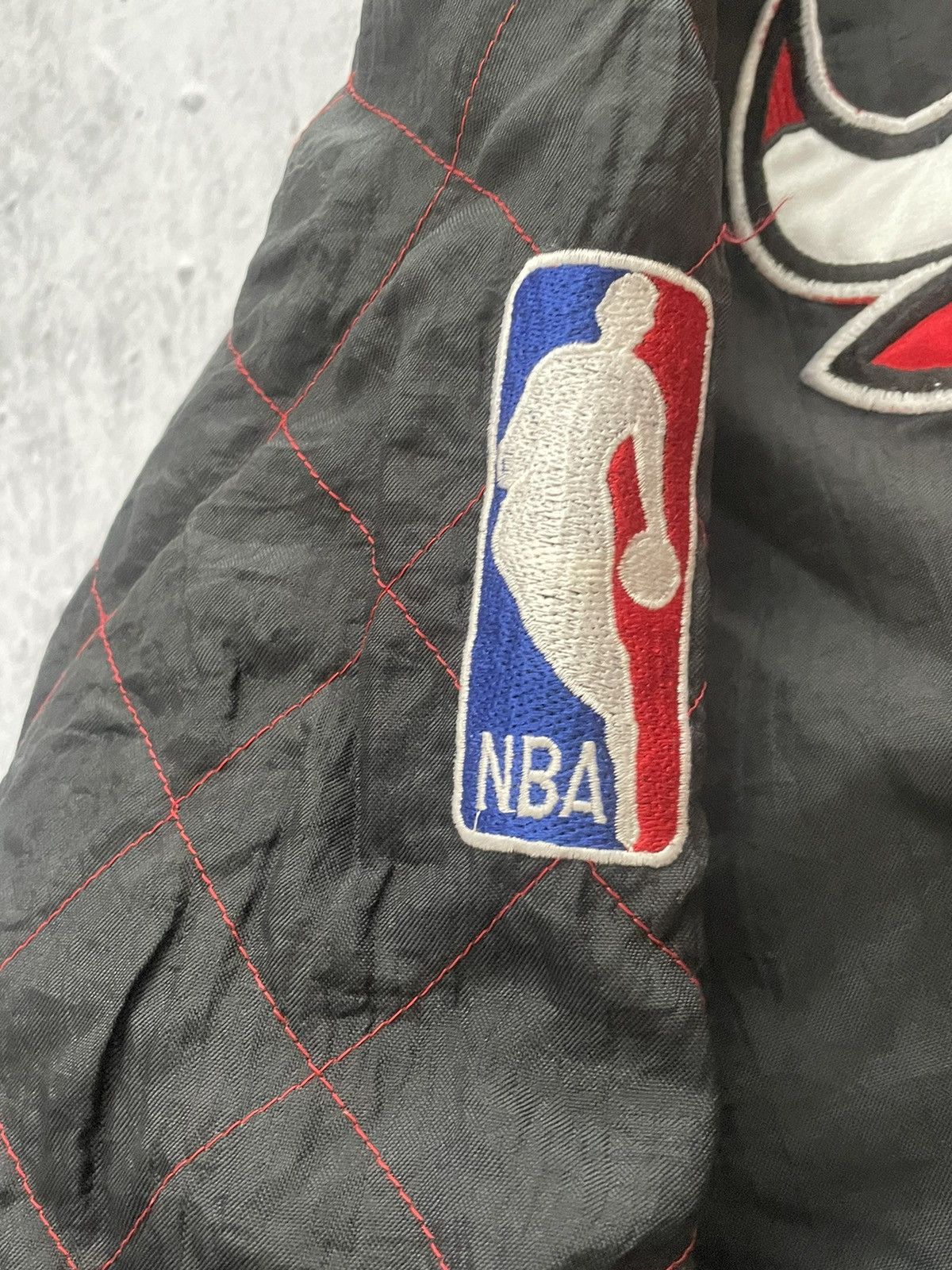 NBA × Starter × Vintage Rare NBA Chicago Bulls Jacket Bomber vintage 90’s Size US XL / EU 56 / 4 - 10 Thumbnail