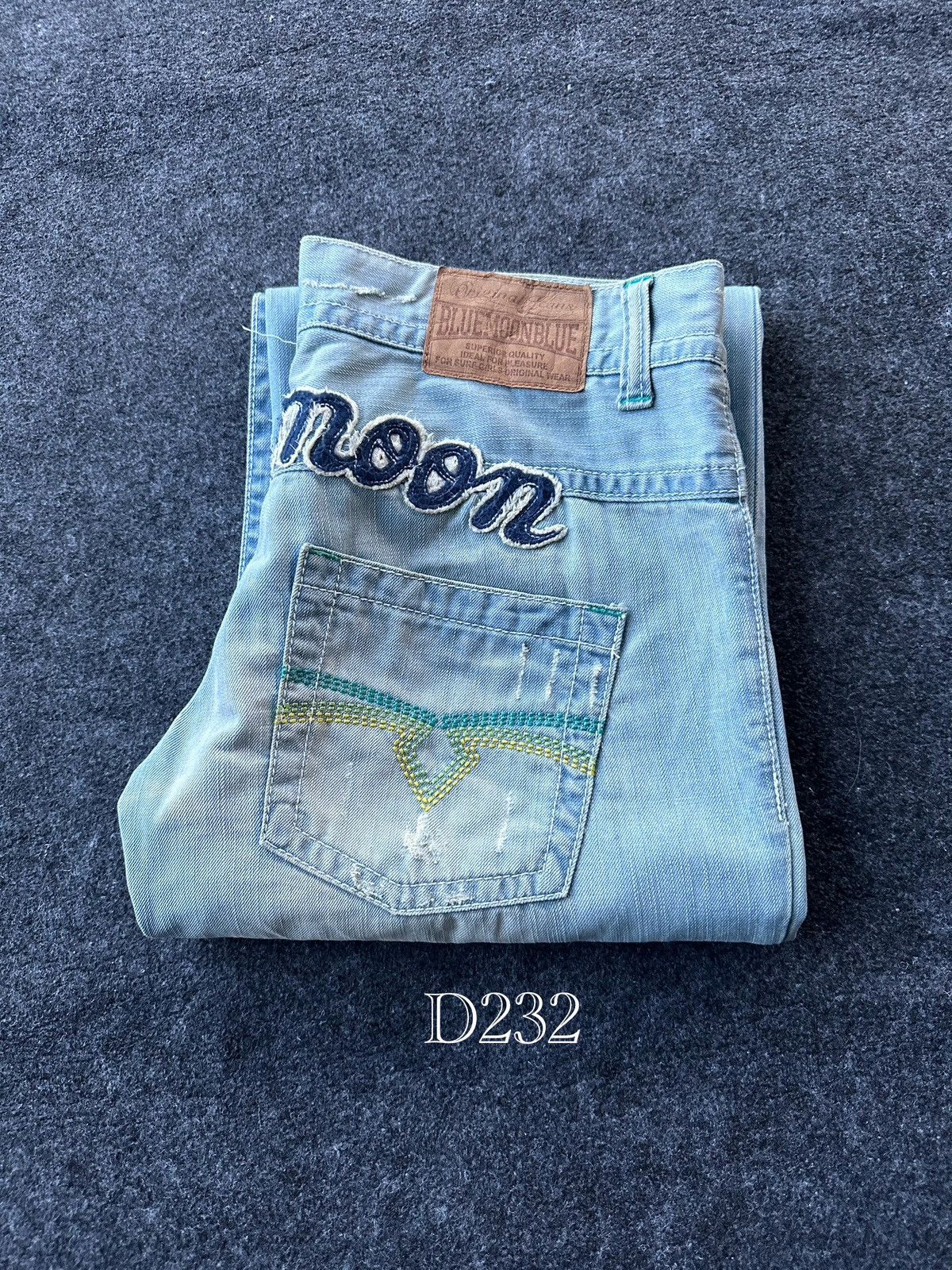 Blue Blue Japan 90s Bluemoon Surf Distressed Vintage Denim D232 Size US 29 - 16 Thumbnail
