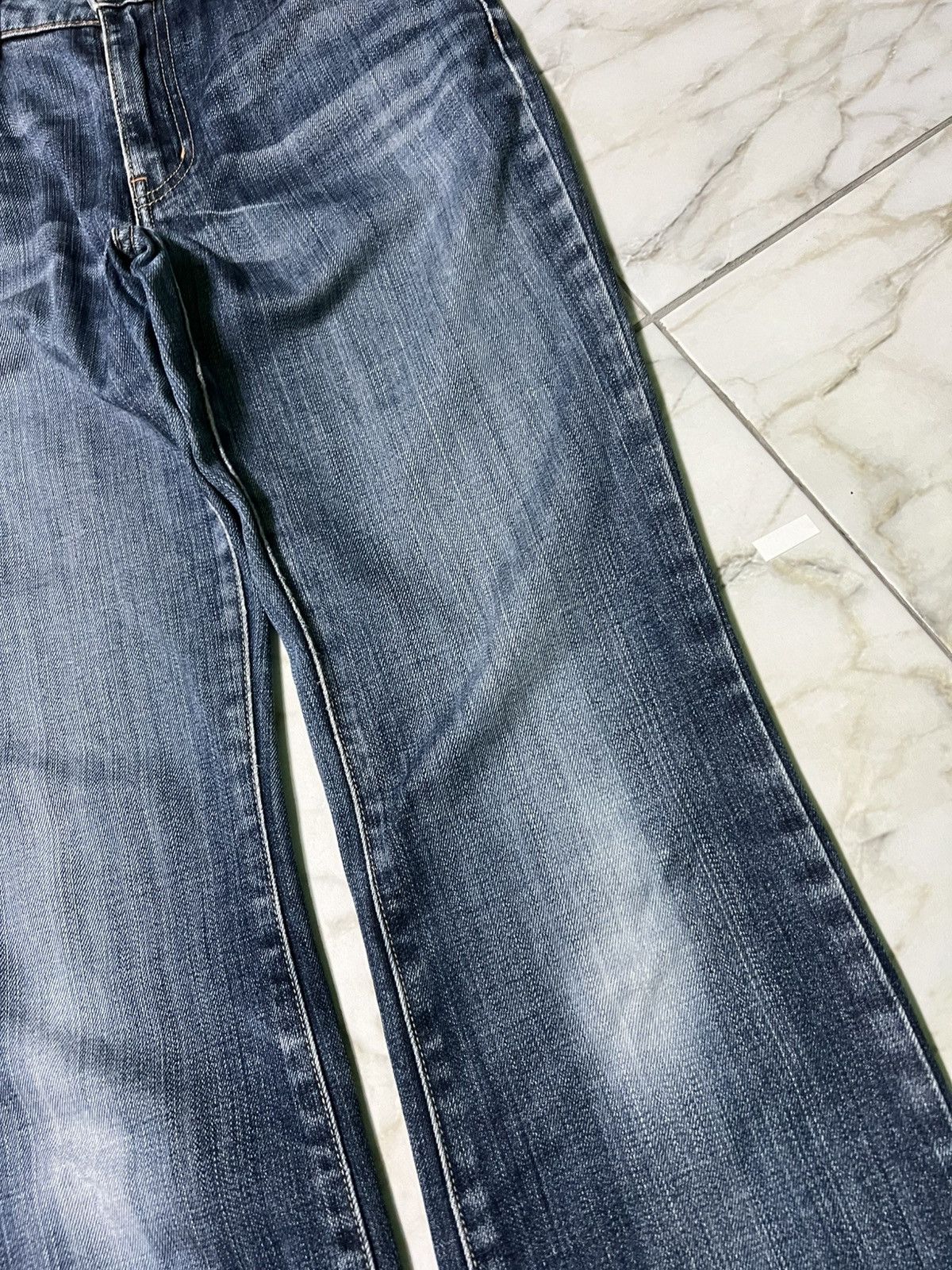Beauty Beast × If Six Was Nine × Uniqlo 💥Insane 90’s Style Japanese Uniqlo Washed Flare Jean Size US 28 / EU 44 - 6 Thumbnail