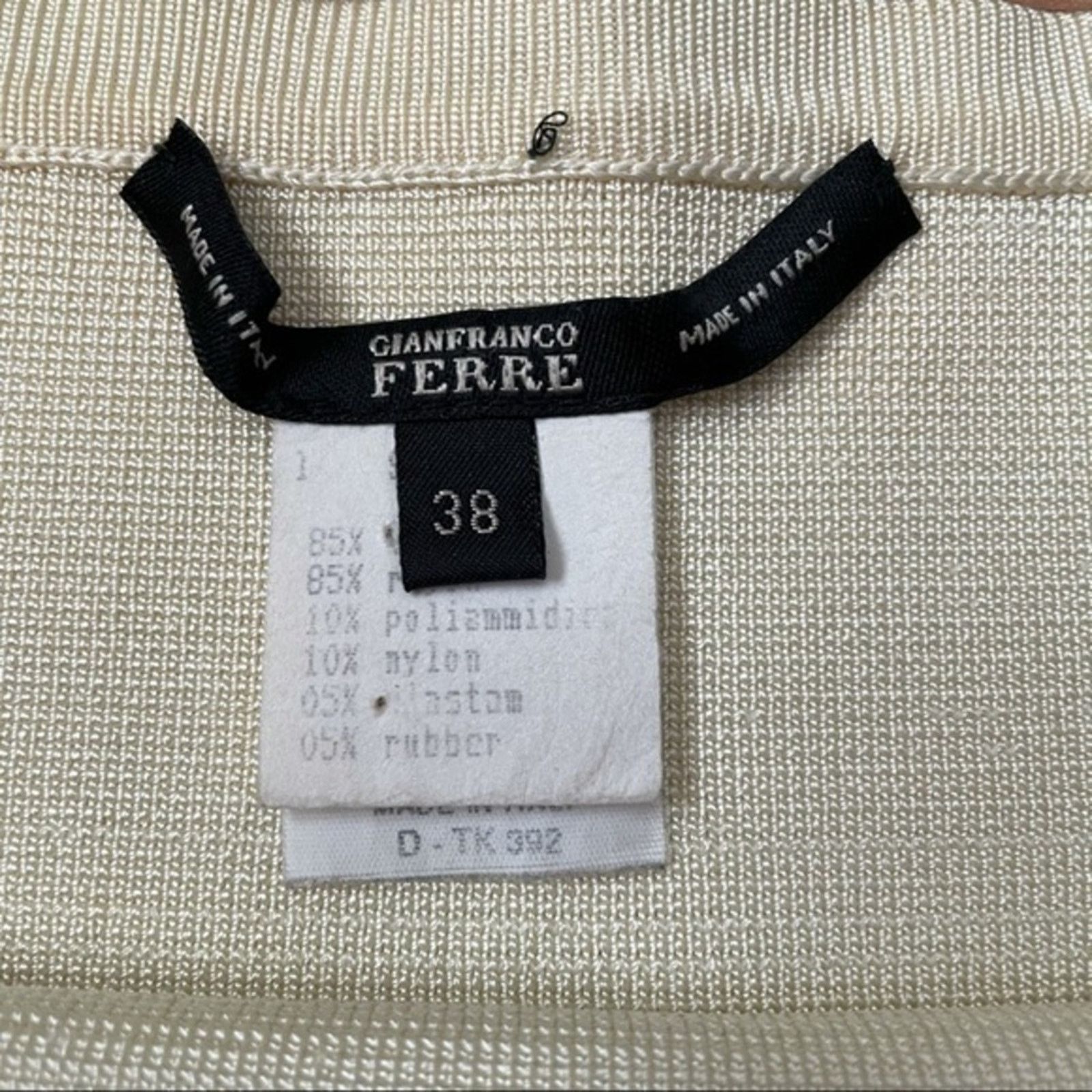 Gianfranco Ferre × Vintage Gianfranco Ferre Vintage Cream Black Striped Miniskirt Size 27" / US 4 / IT 40 - 3 Thumbnail