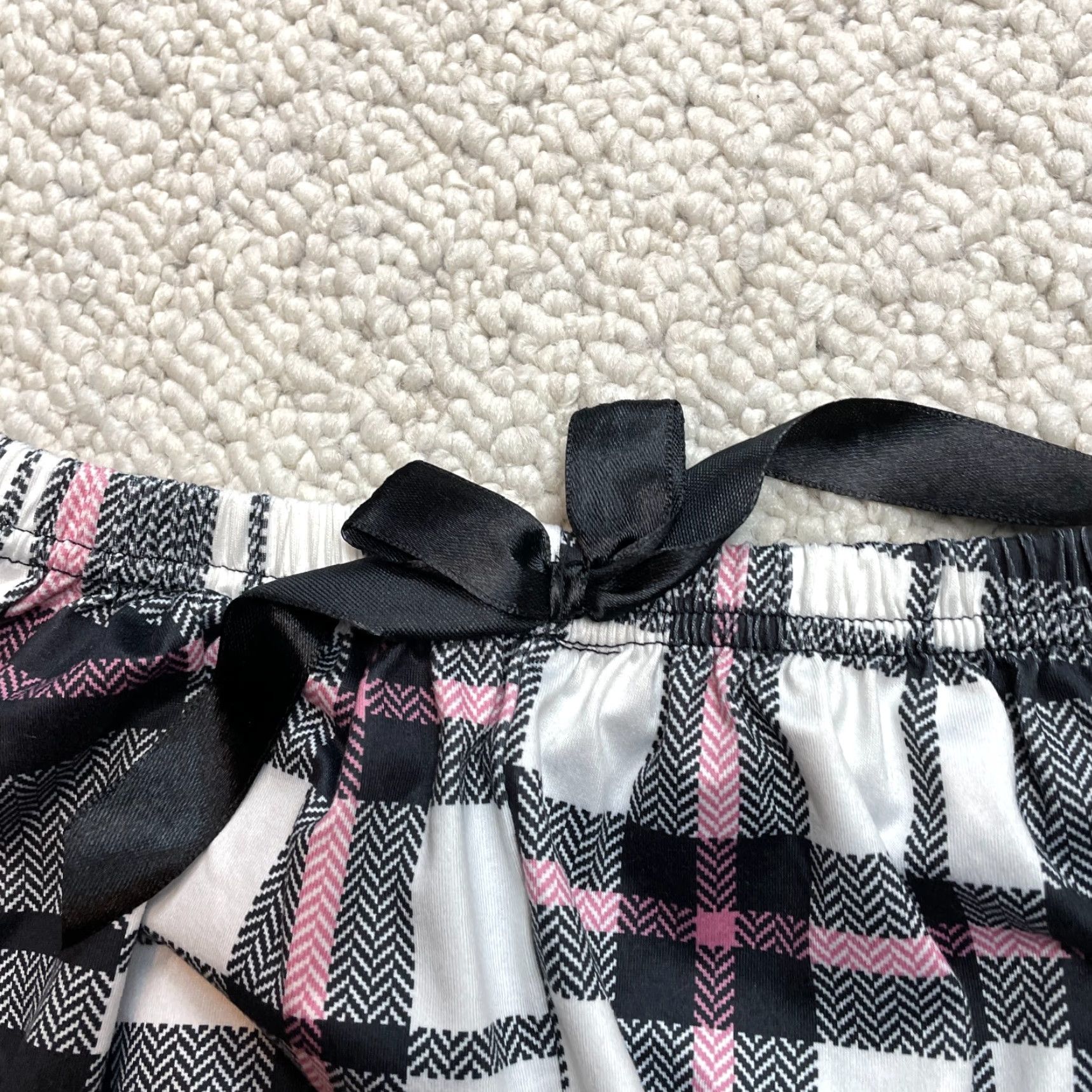 Pinko Unbranded Plaid Pajama Pants Womens Small White Gray Pink Soft Polyester 22x28 S Multicolor Size 28" / US 6 / IT 42 - 6 Thumbnail
