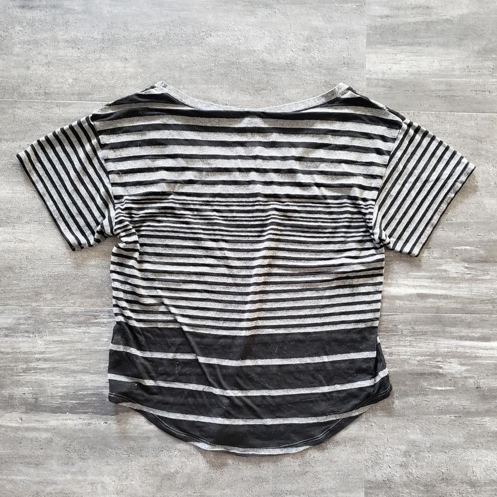 Designer Grey Black Cropped VS Sheer Detailed Short Sleeve Size XS / US 0-2 / IT 36-38 - 2 Thumbnail