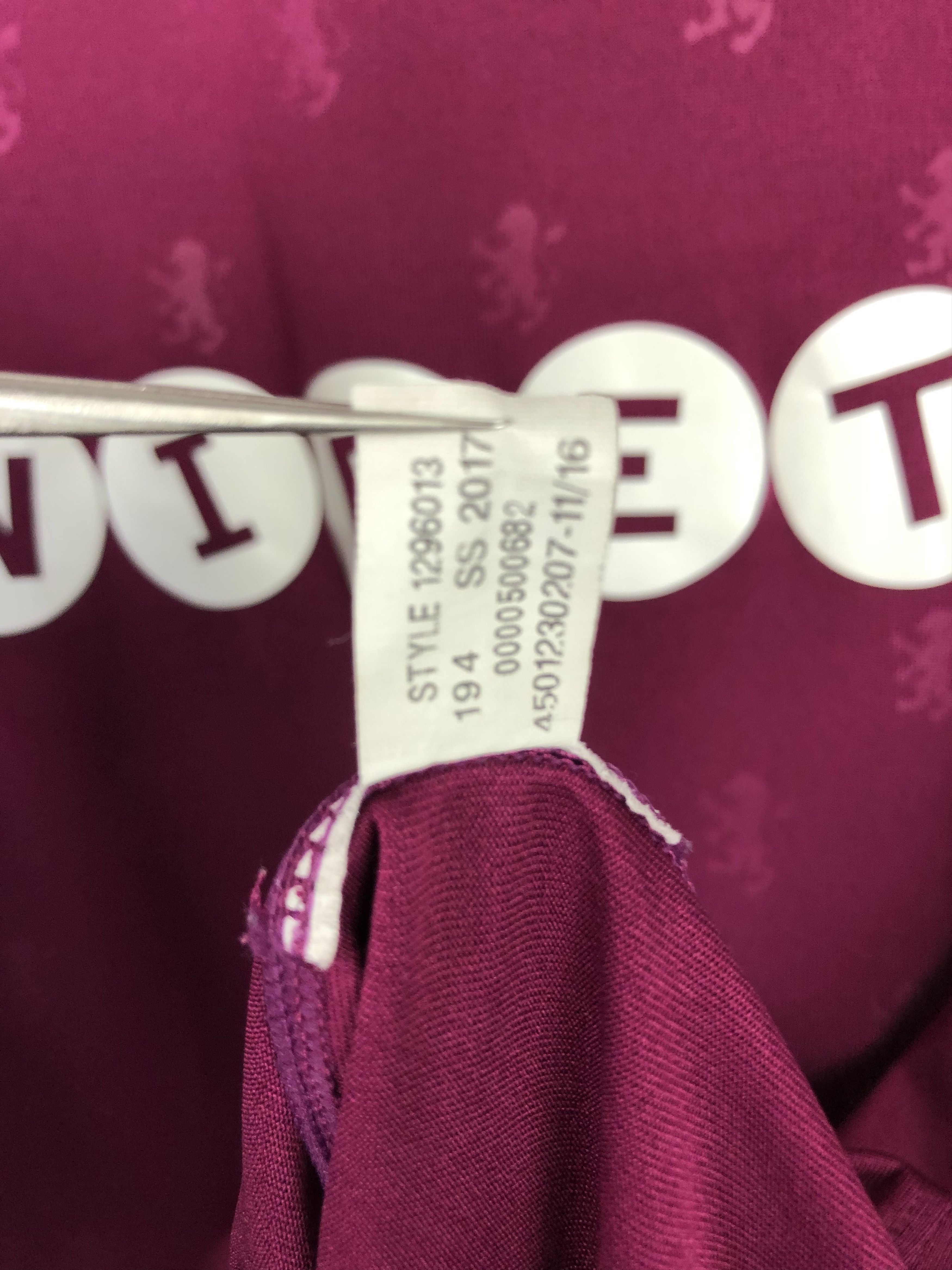 Under Armour Aston Villa football shirt 2017 Soccer Jersey Mens Trikot Size US M / EU 48-50 / 2 - 8 Thumbnail