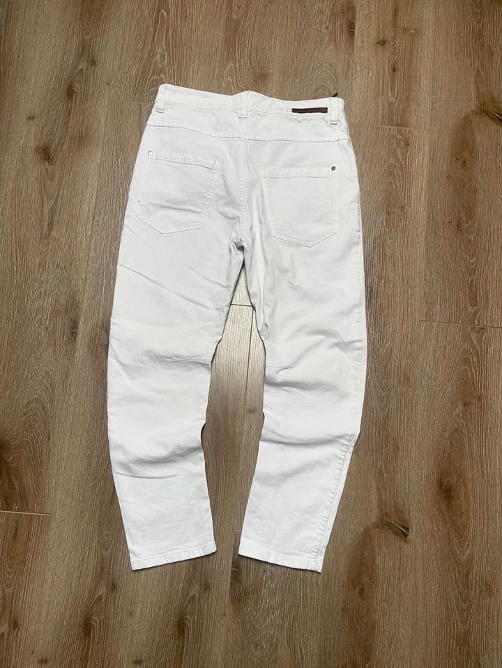 Brunello Cucinelli Bruno Cuccineli woman jeans (sit on man) Size 42" / US 20 - 2 Thumbnail