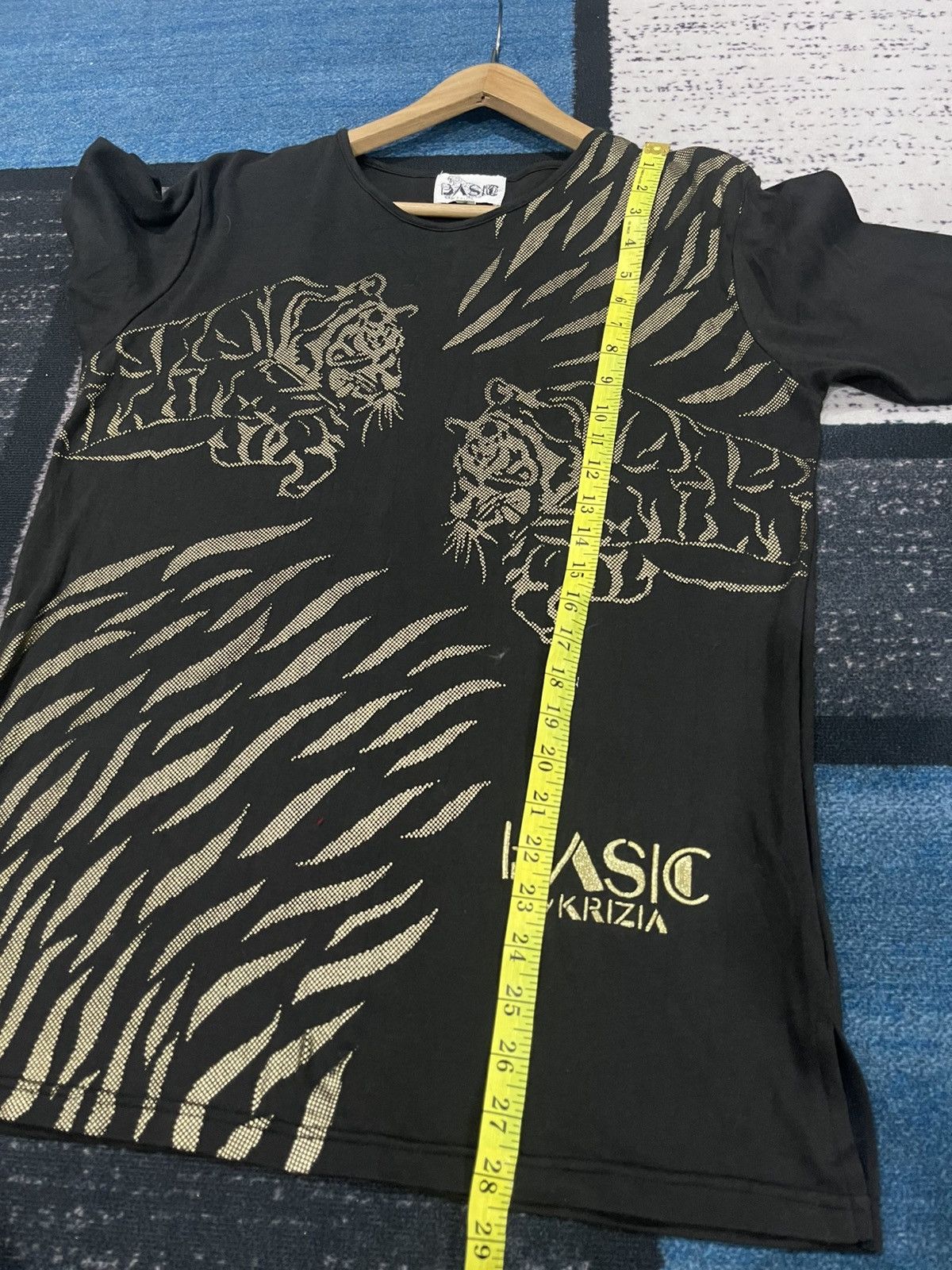 Krizia Vintage Basic by Krizia Tiger Print Tshirt Size M / US 6-8 / IT 42-44 - 13 Thumbnail