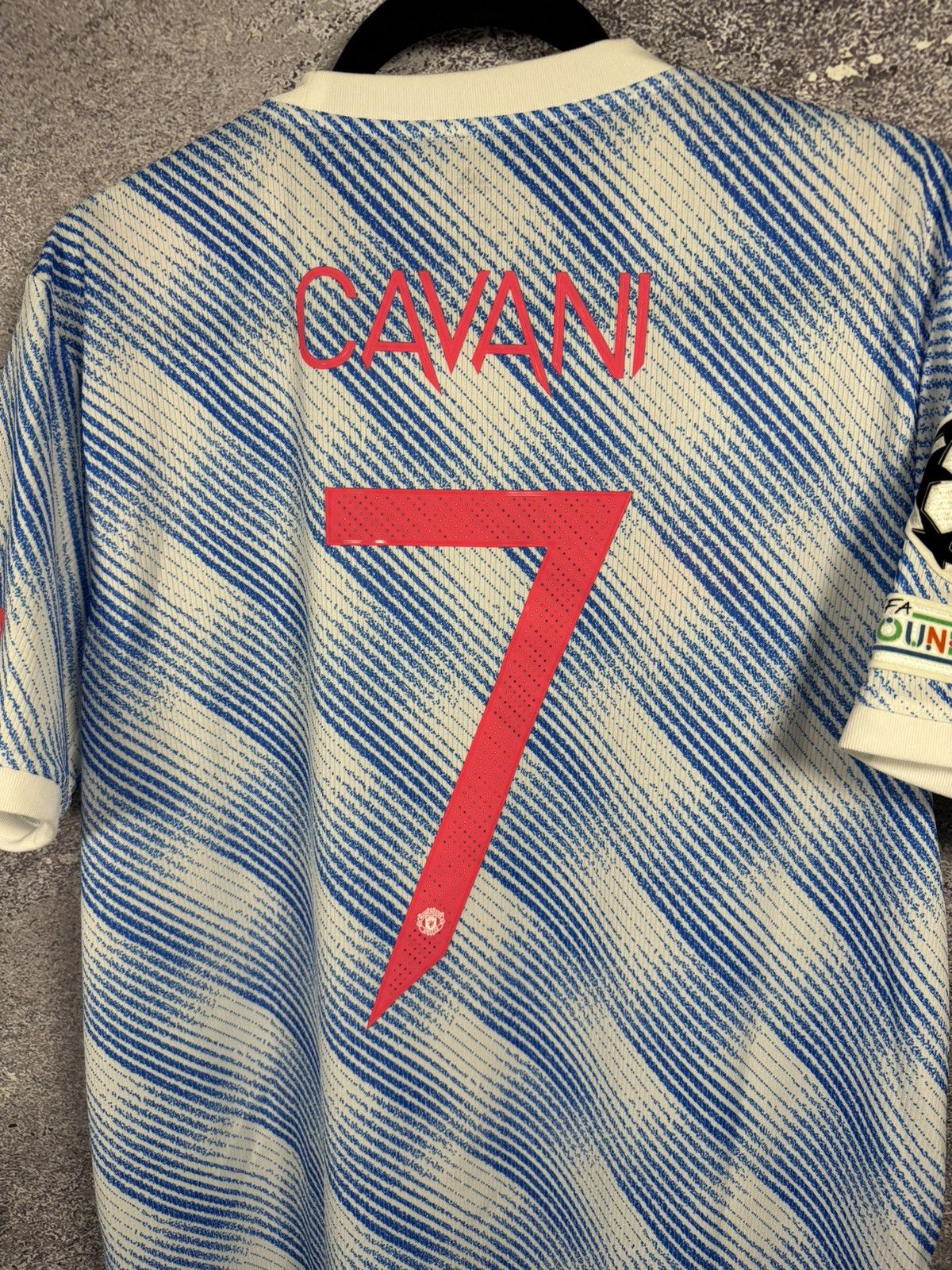 Adidas × Vintage NWT CAVANI Manchester United 2021/22 Away Adidas Jersey Size US L / EU 52-54 / 3 - 19 Thumbnail