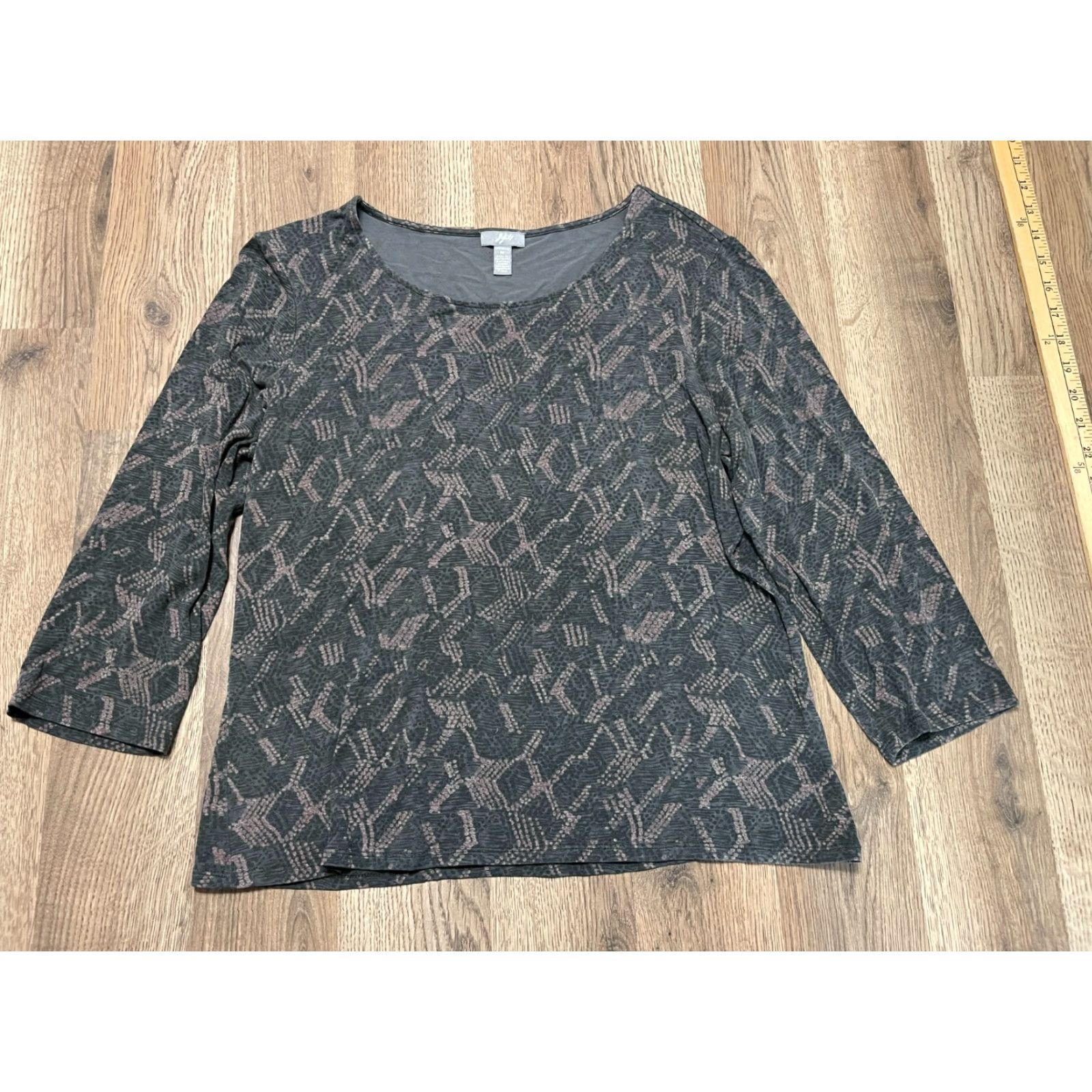 J. Jill **Women's Size Medium Brown J. Jill Stretch Printed T-Shirt** User: **Women's Size Medium Brown J. Jill Printed Stretch T-Shirt** Size M / US 6-8 / IT 42-44 - 2 Thumbnail