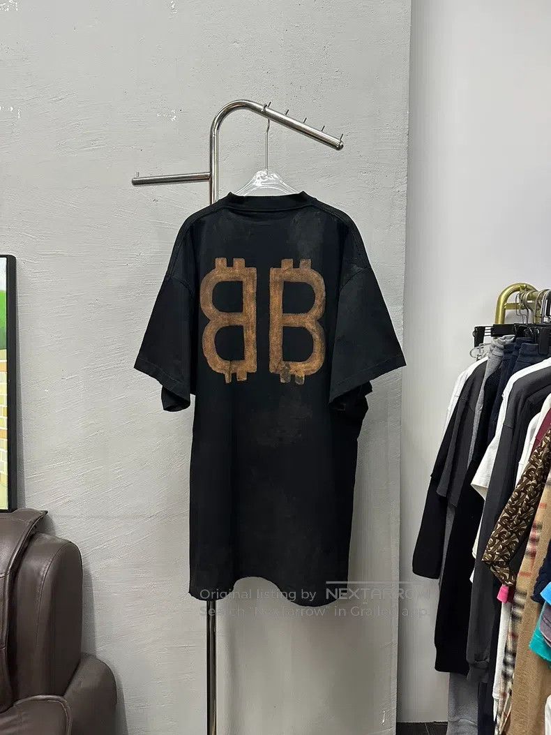 Balenciaga Short Sleeve Bitcoin Double B Washed Distressed