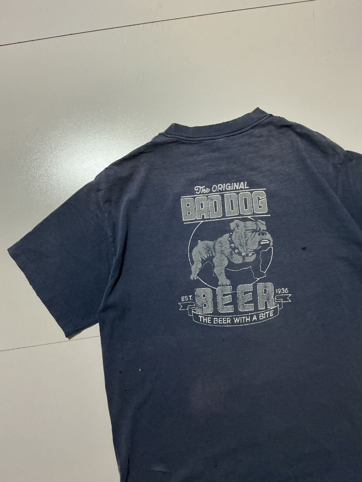 Vintage VTG The Original Bad Dog Beer Hawaii Bulldog Beer T-Shirt Size US XL / EU 56 / 4 - 5 Thumbnail