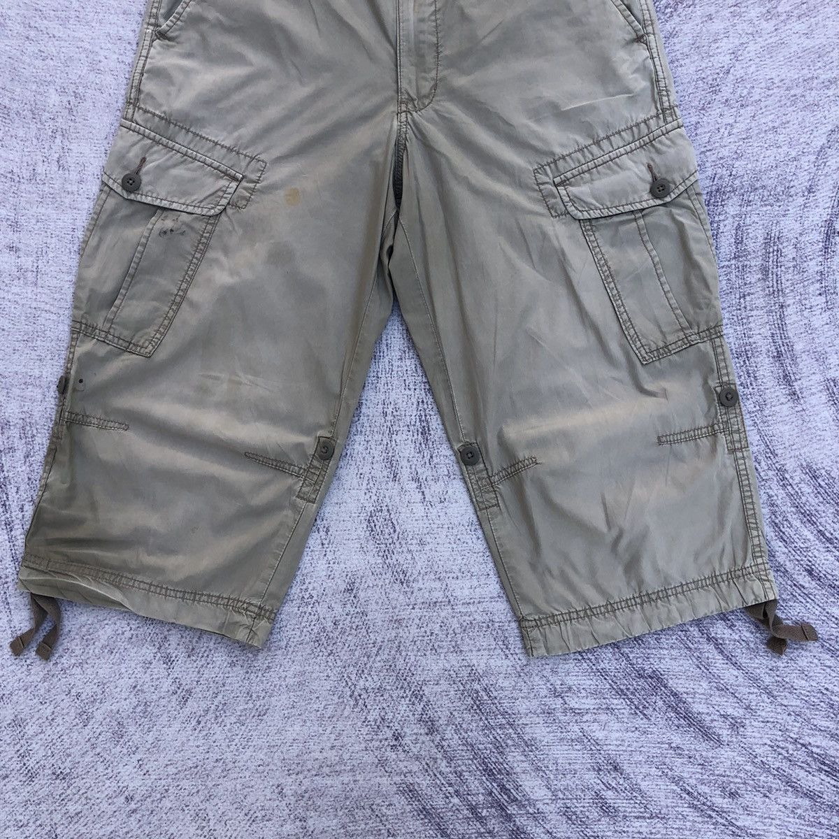 Japanese Brand × Uniqlo 🔴Uniqlo X Cropped Cargo Pants Multipocket Stretchable Size US 31 - 3 Thumbnail