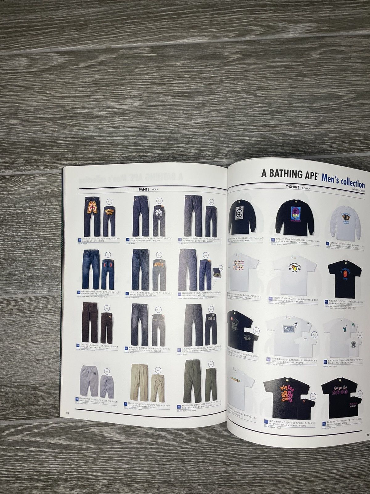 Bape Vintage A Bathing Ape 2009 winter Season Collection Catalog Size ONE SIZE - 6 Thumbnail
