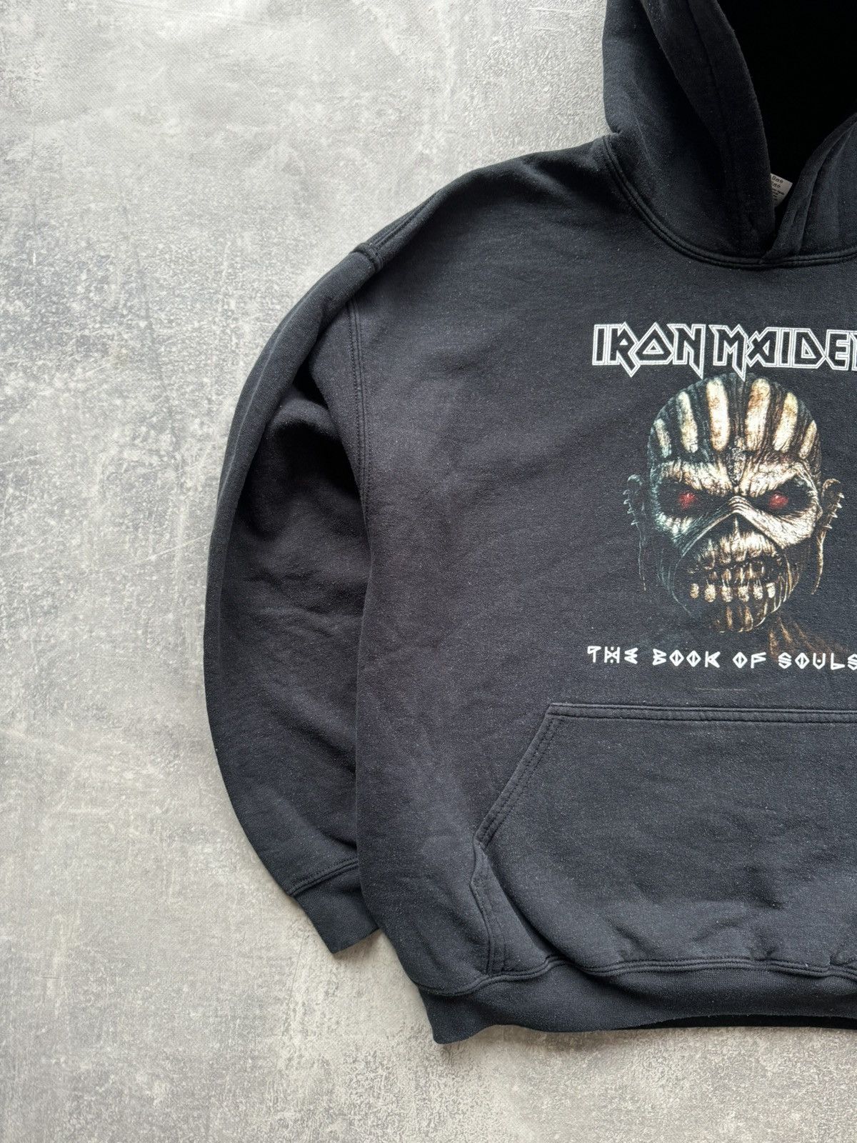 Band Tees × Iron Maiden × Vintage Vintage Iron Maiden The Book of Souls Hoodie Size US L / EU 52-54 / 3 - 3 Thumbnail