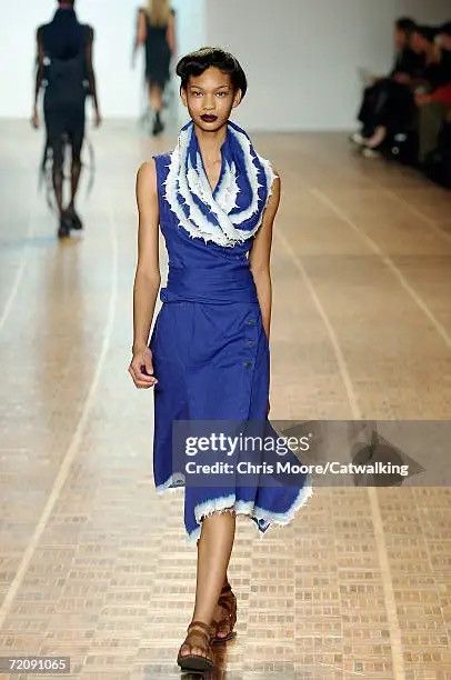 Issey Miyake Issey miyake Runway 2007 dress Size S / US 4 / IT 40 - 2 Thumbnail