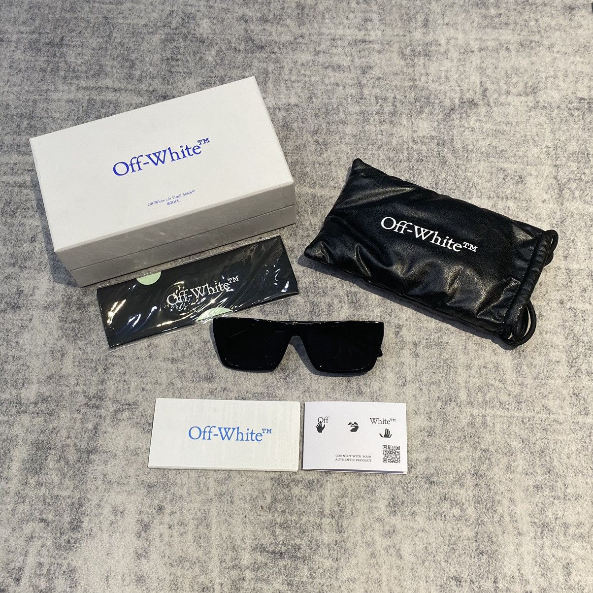 Off-White OFF WHITE STYLE 7C OERJ07CF24PLA0011000 BLACK Size ONE SIZE - 5 Thumbnail