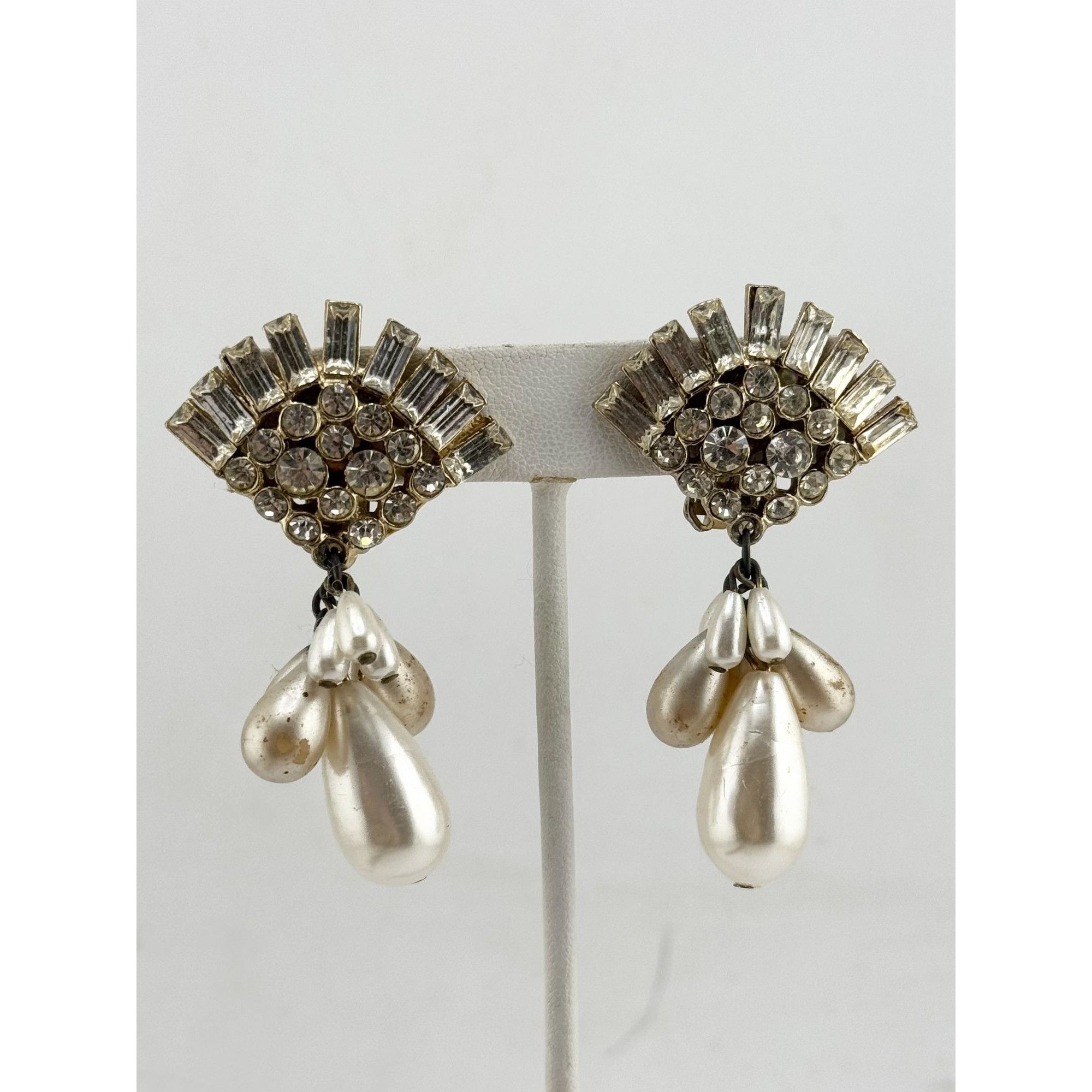 Vintage Vintage large ornate rhinestone & faux pearl tassel dangle s Size ONE SIZE - 3 Thumbnail