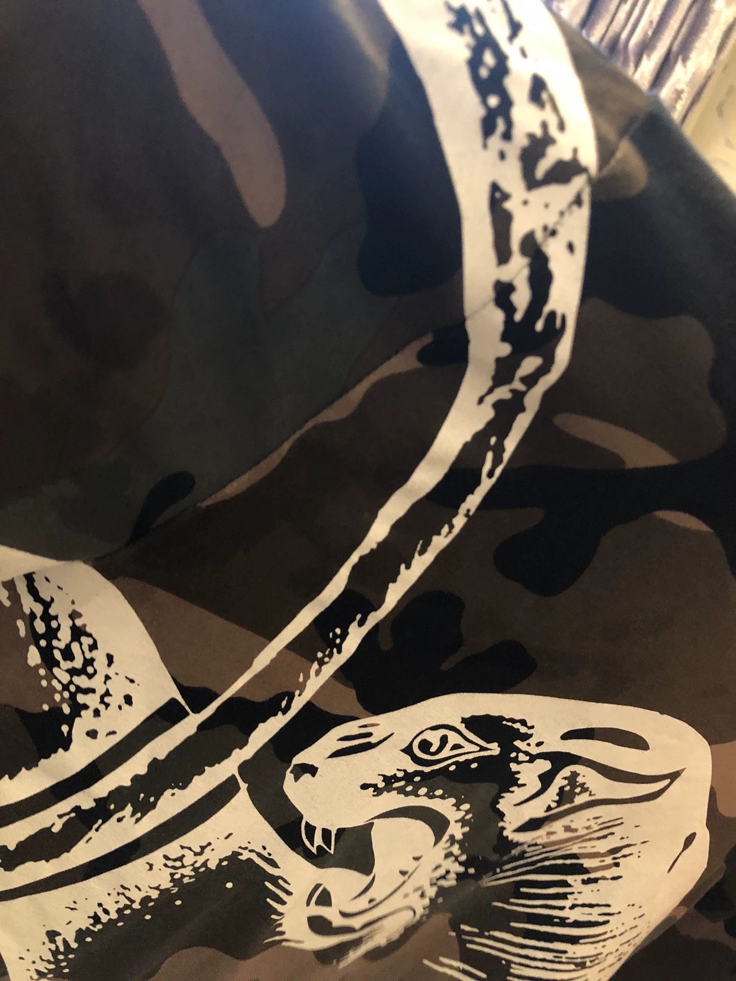 Valentino Valentino Camouflage Print T-Shirt Size US S / EU 44-46 / 1 - 8 Thumbnail