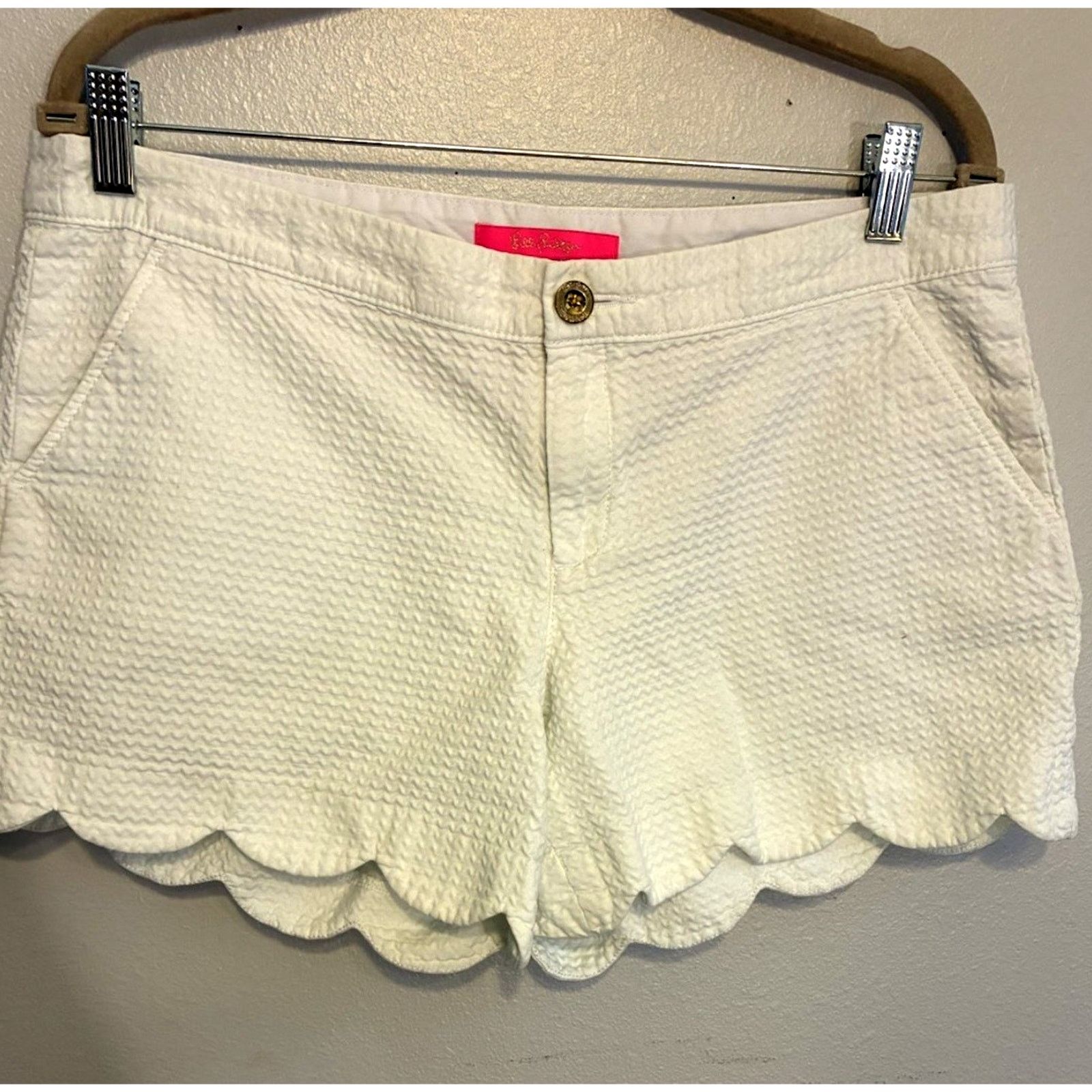 Lilly Pulitzer Lilly Pulitzer Madison White Seersucker Scalloped Womens 10 Size 32" / US 10 / IT 46 - 11 Thumbnail