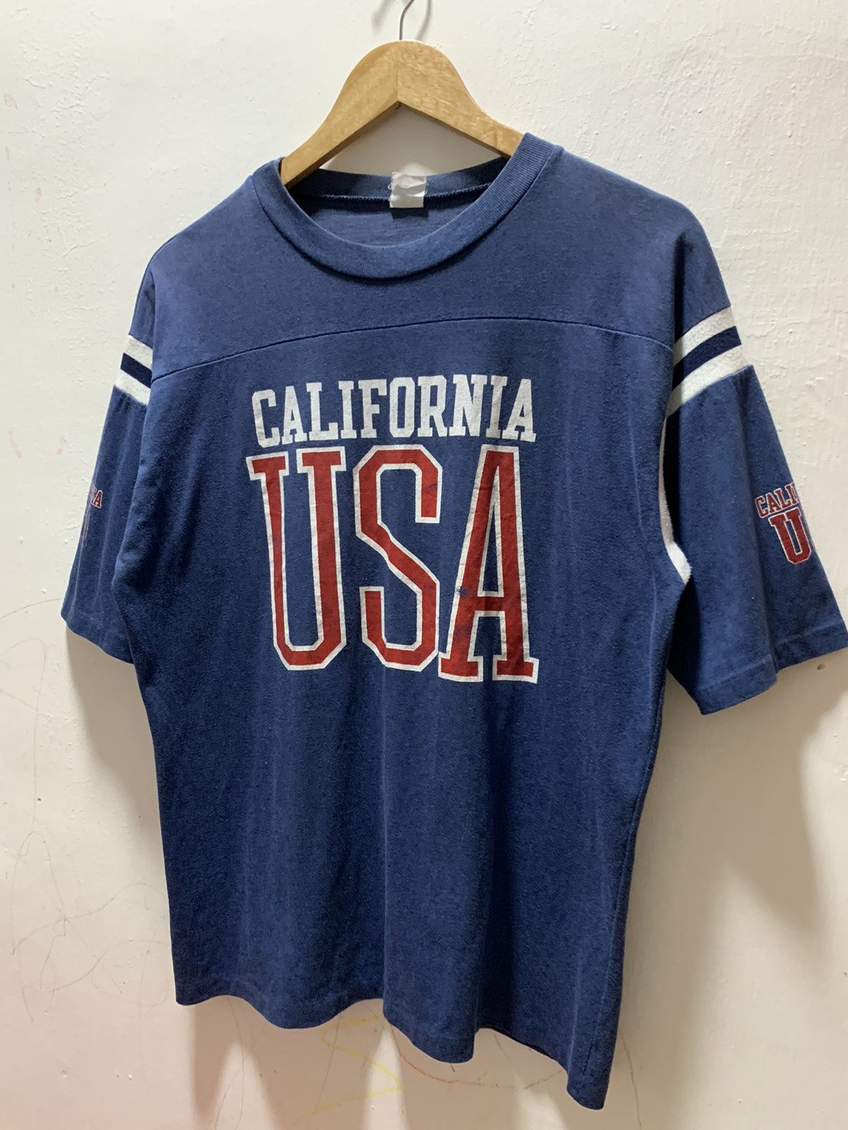Vintage Vintage California USA Tshirt Size US M / EU 48-50 / 2 - 4 Thumbnail
