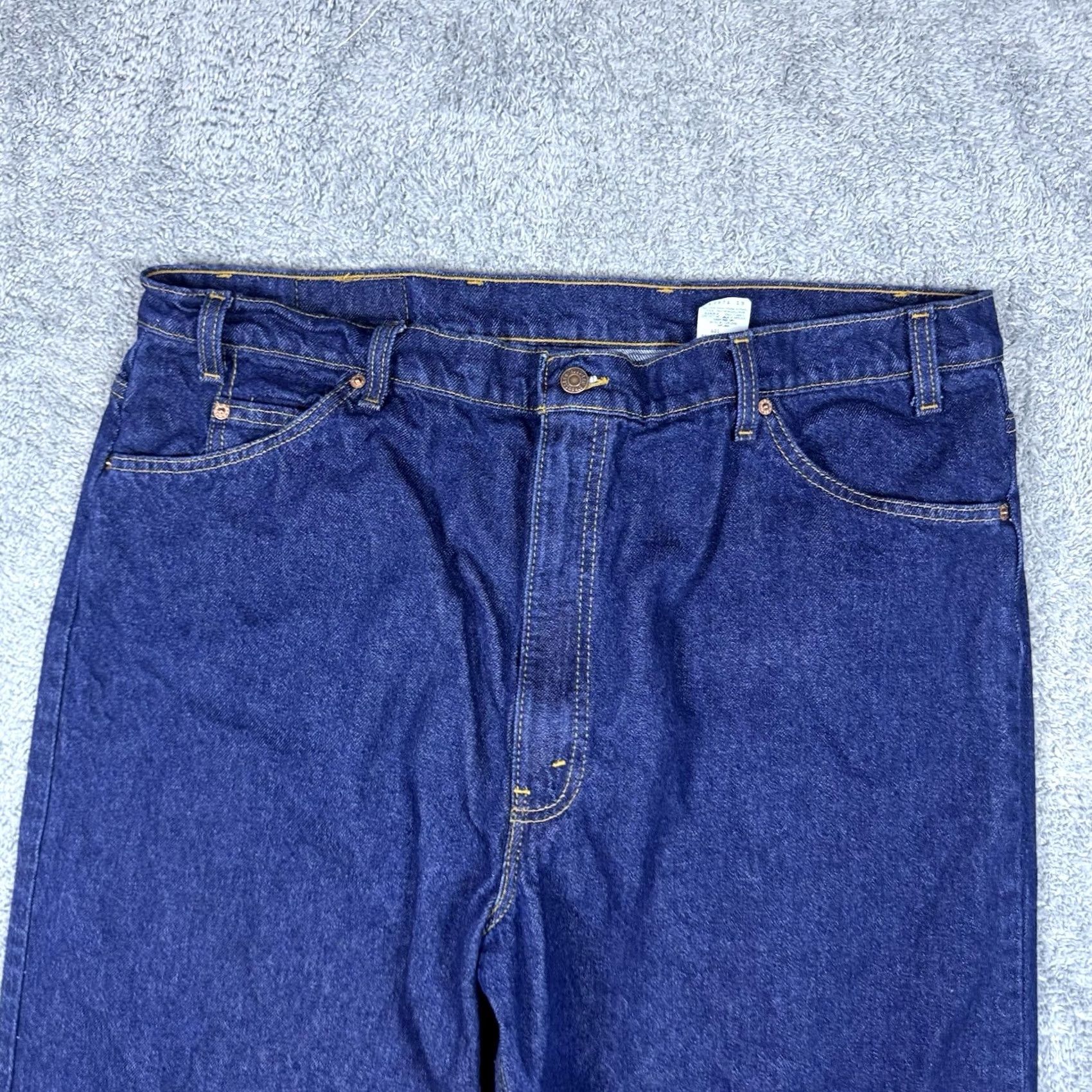 Levi's VINTAGE Levi's 601 Jeans White Tab Mens Tapered Dark 90s USA Made 1996 44x30 Size US 44 / EU 60 - 4 Thumbnail