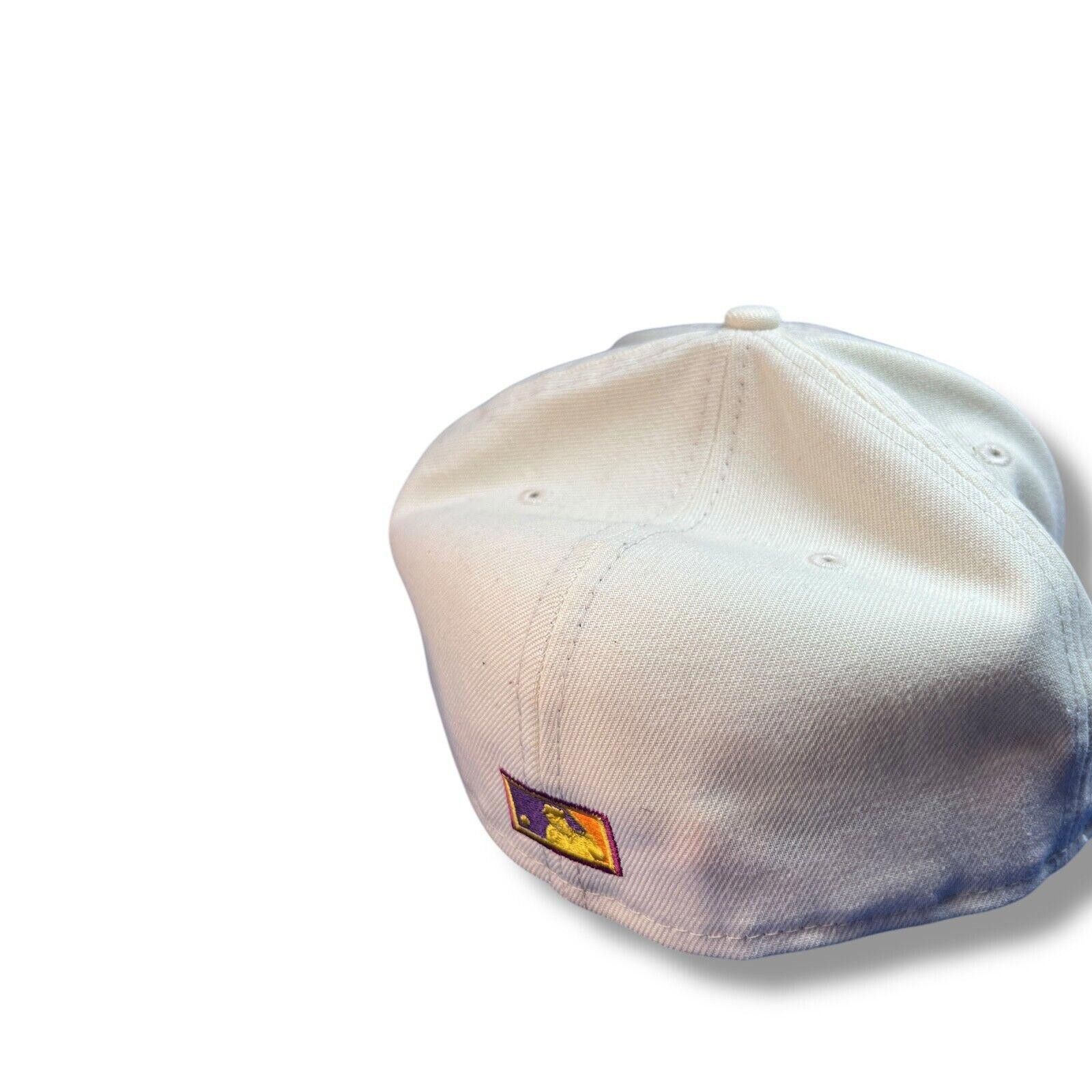 New Era New Era 59FIFTY Los Angeles Angels Hat Size 8 Cap 2002 Size ONE SIZE - 7 Thumbnail