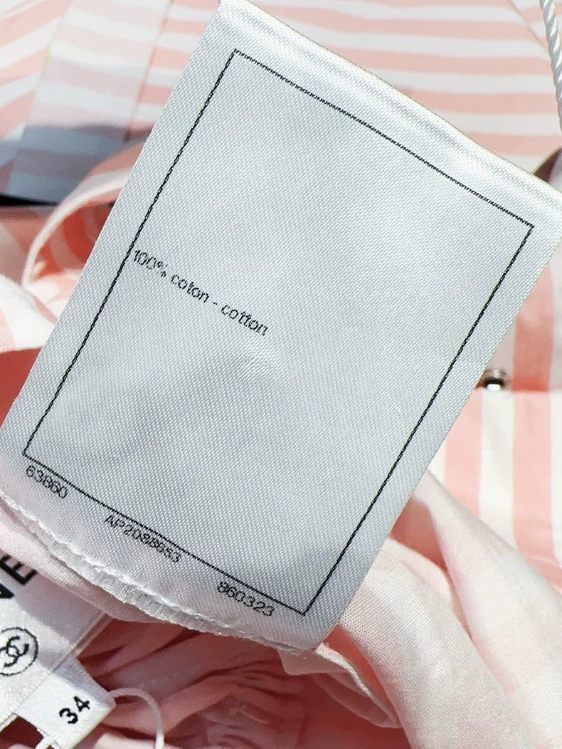 Chanel Chanel White striped full-print double c full-print logo s Size 42" / US 20 - 5 Thumbnail