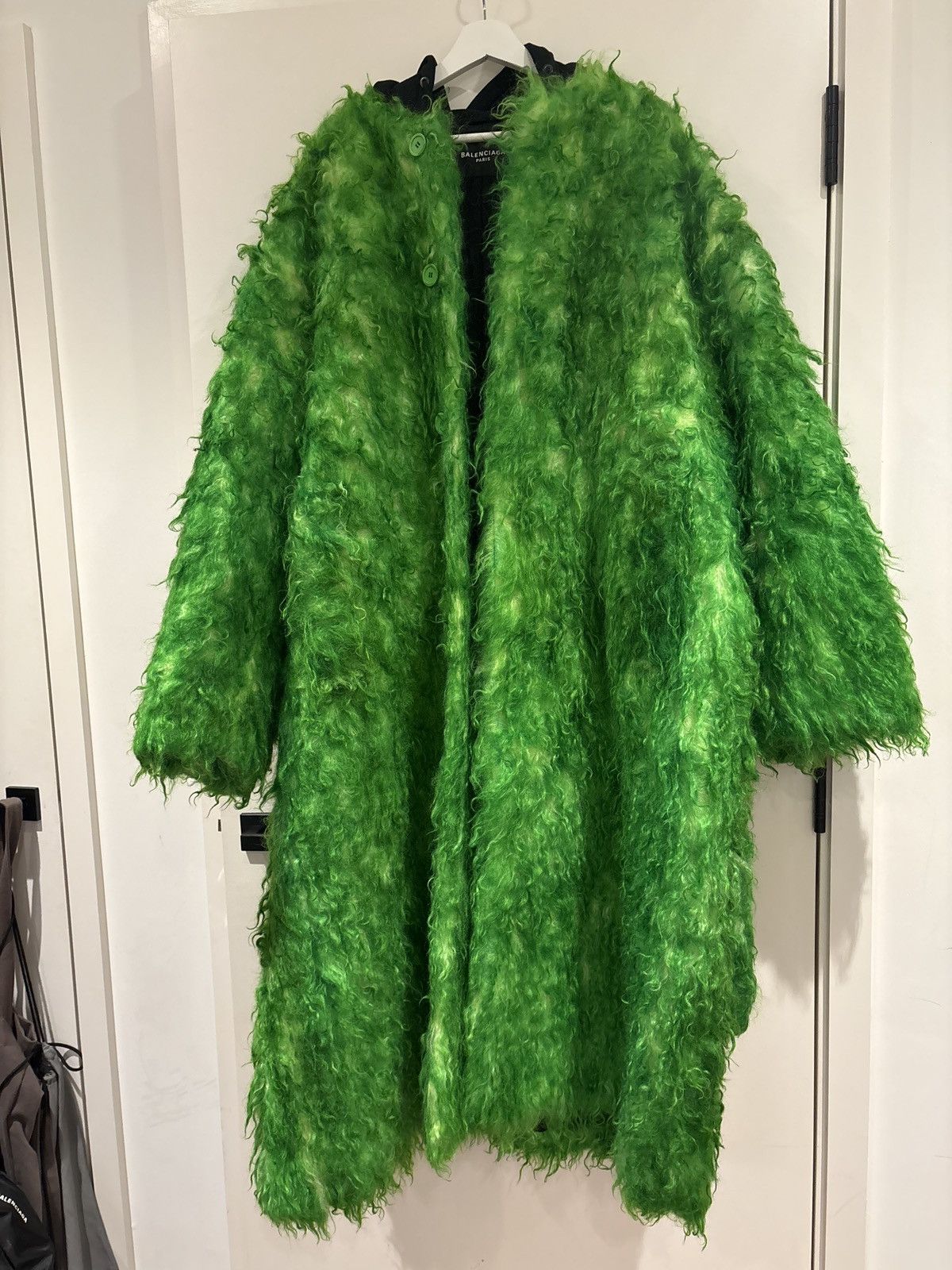 Balenciaga Balenciaga mohair fur coat Size US M / EU 48-50 / 2 - 3 Thumbnail