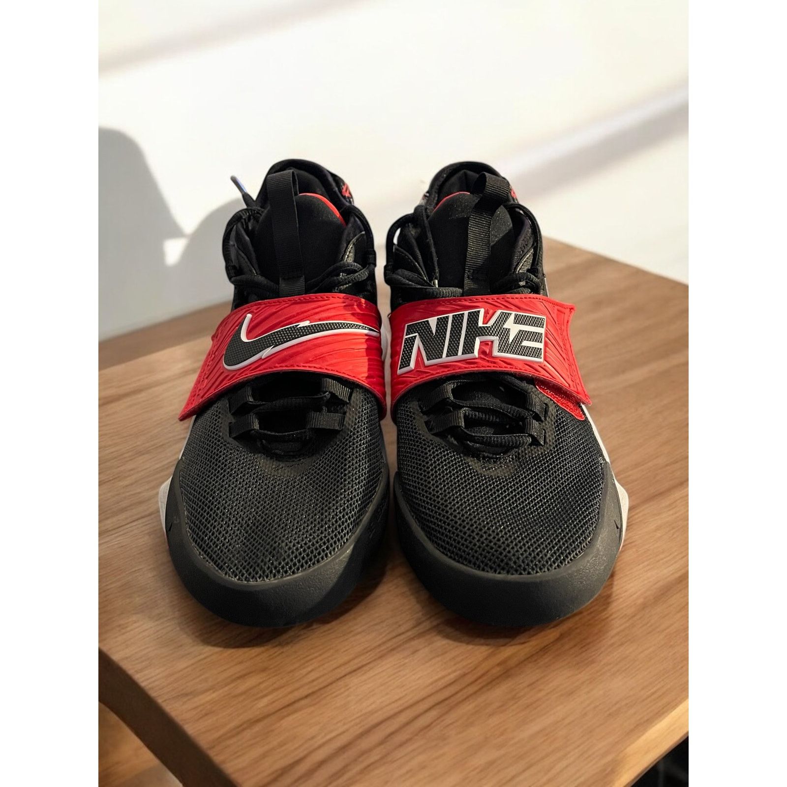 Nike NIKE Future Court 3 YouthTennis Shoes Red Sneakers M Sz 5.5 Size US 5.5 / EU 38 - 1 Thumbnail